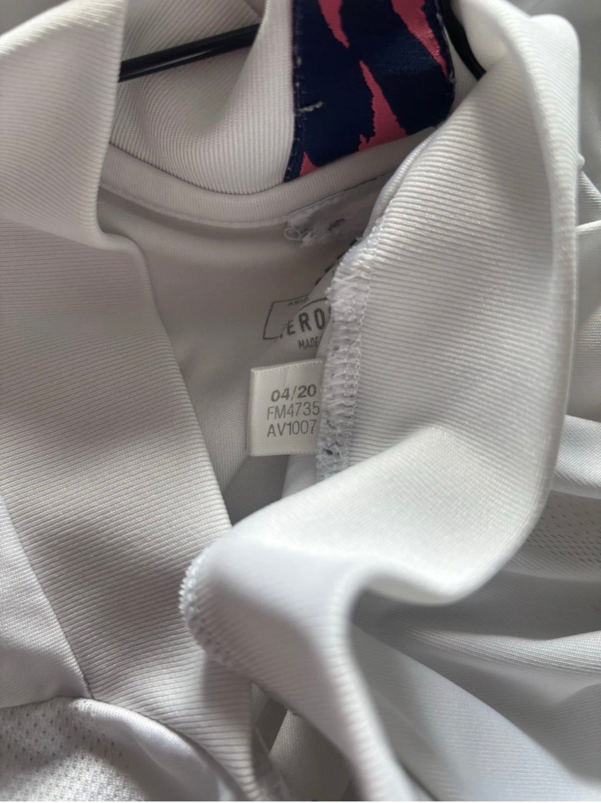 Real Madrid Home Shirt 2020/21 (M)