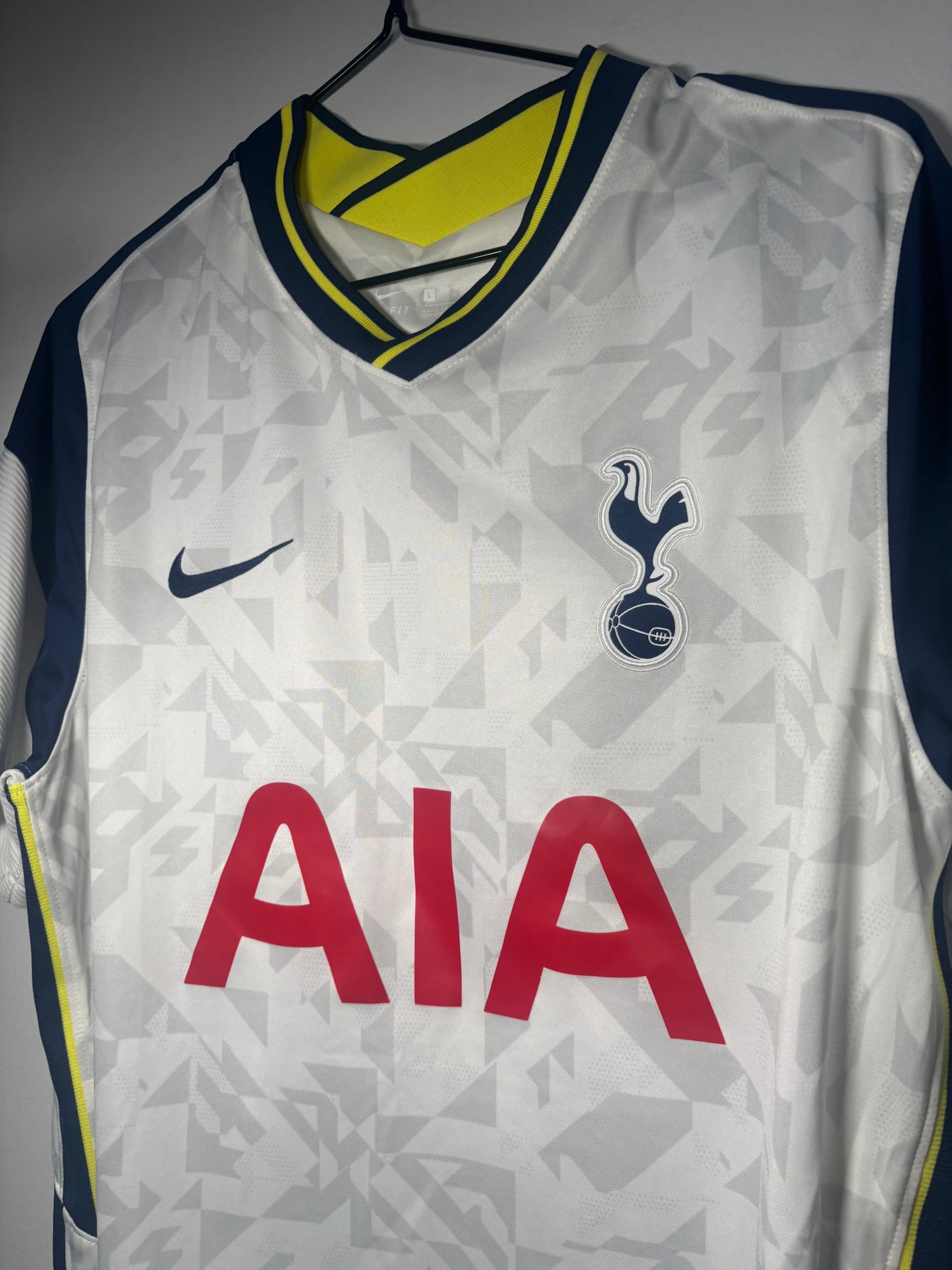 Tottenham Hotspur Home Shirt 2020/21 Ndombele (L)