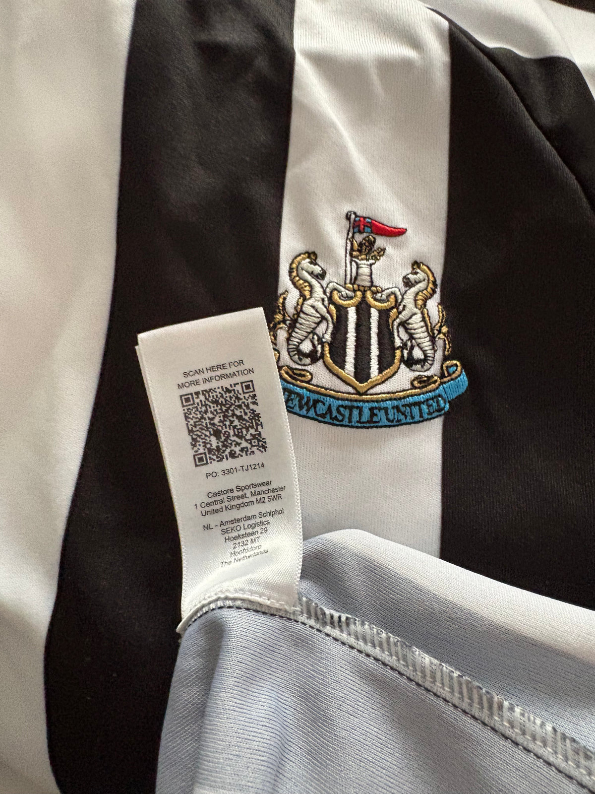 Newcatle United Home Shirt 2022/23 Saint Maximin (XLK)