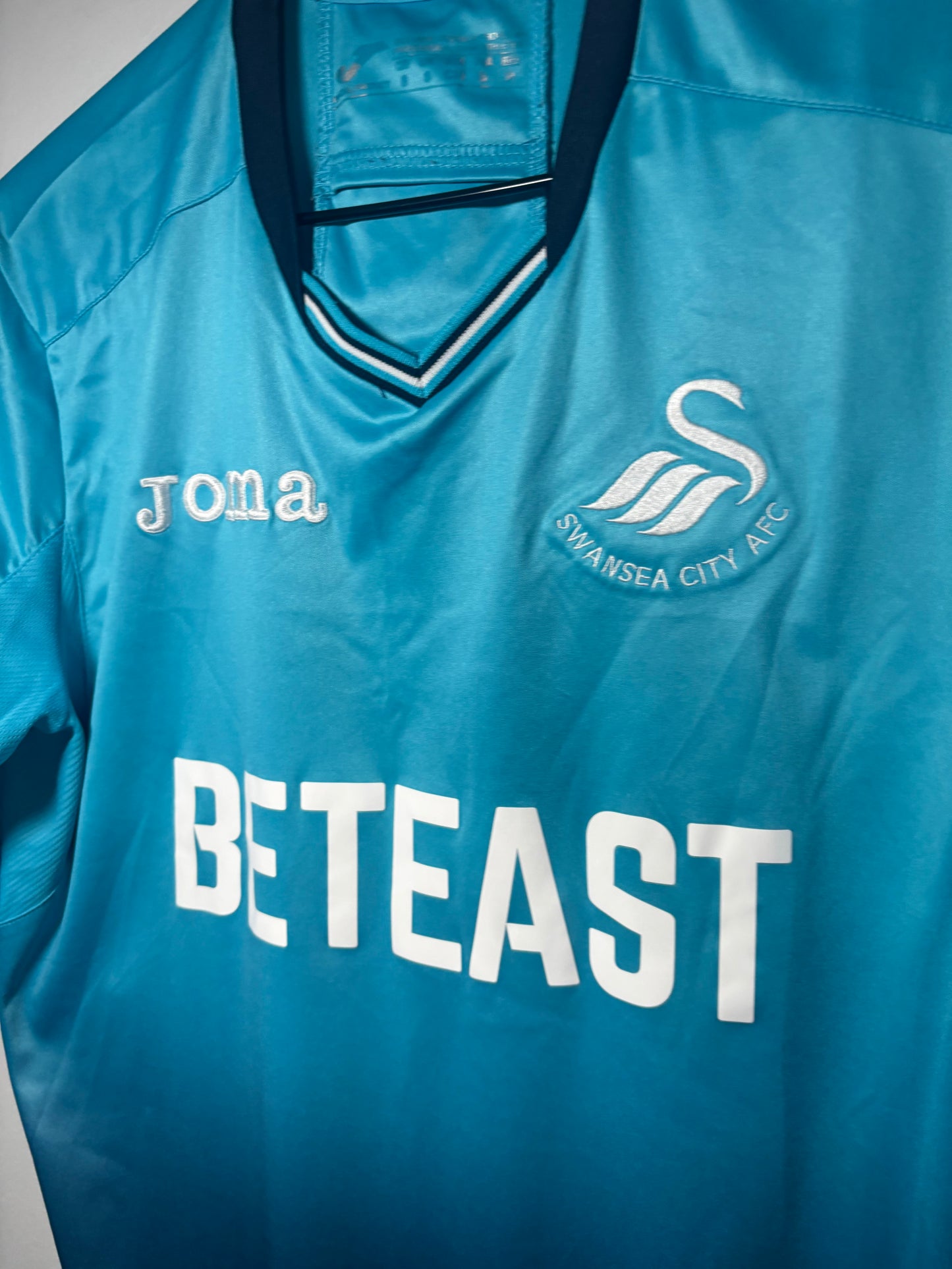 Swansea City Away Shirt 2016/17 (S)