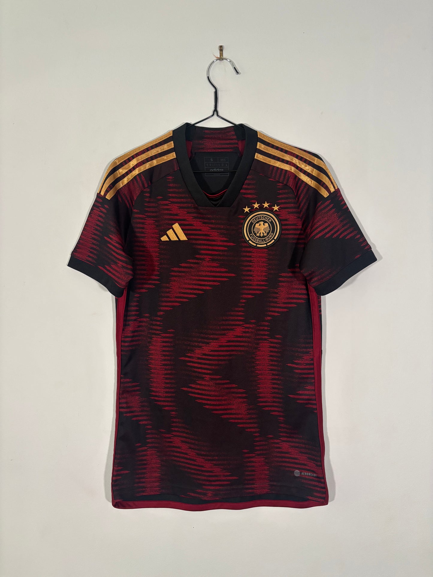 Germany 2022 Away Shirt (S)