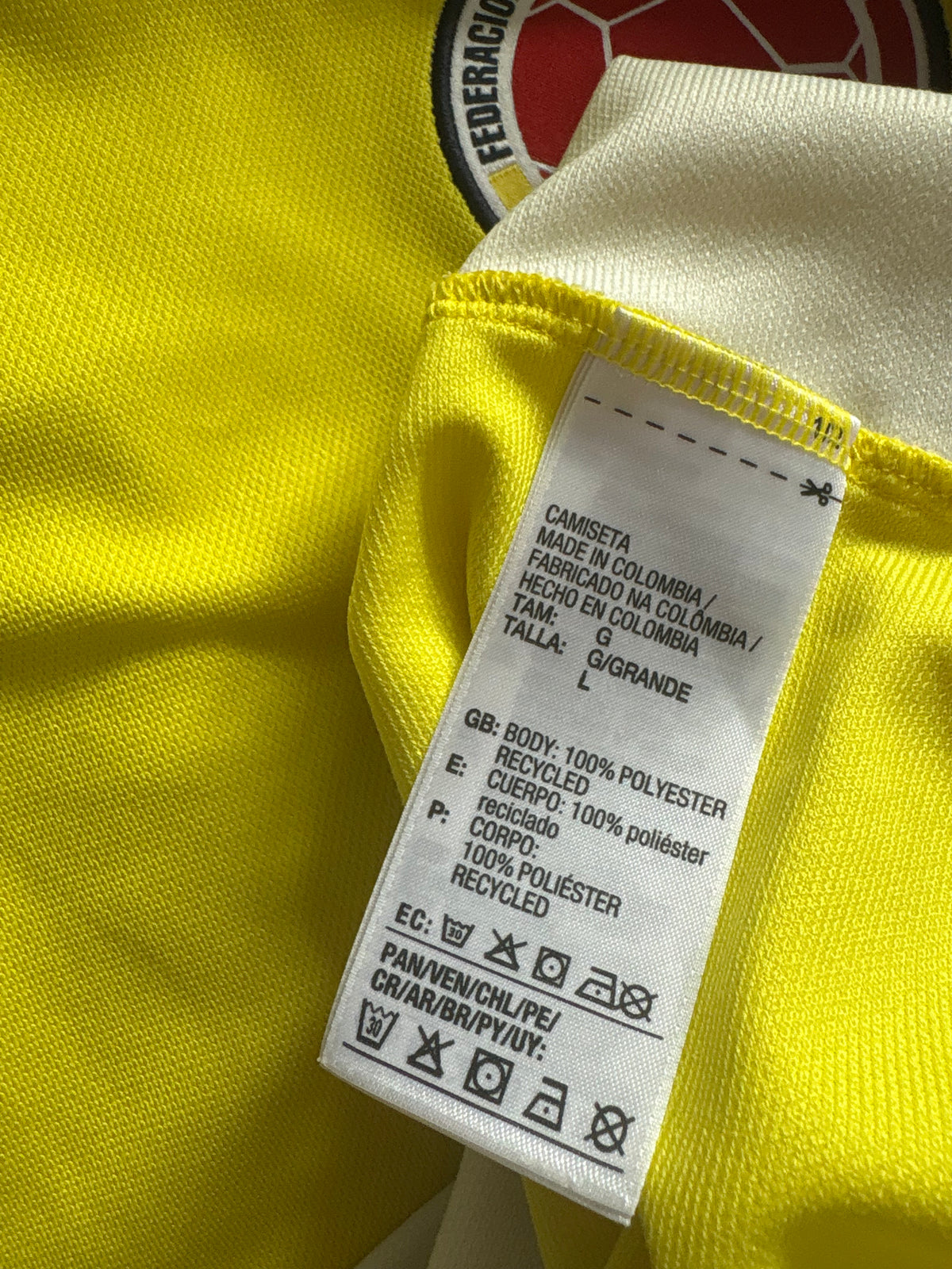 Colombia Home Shirt 2018 (L)