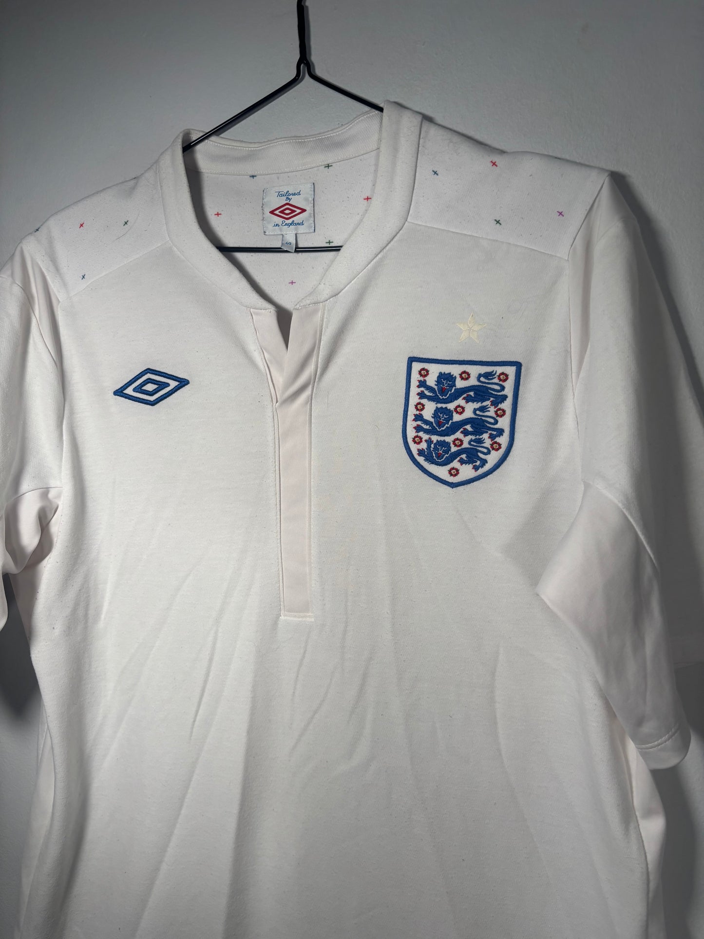 England Home Shirt 2010/11 (M)