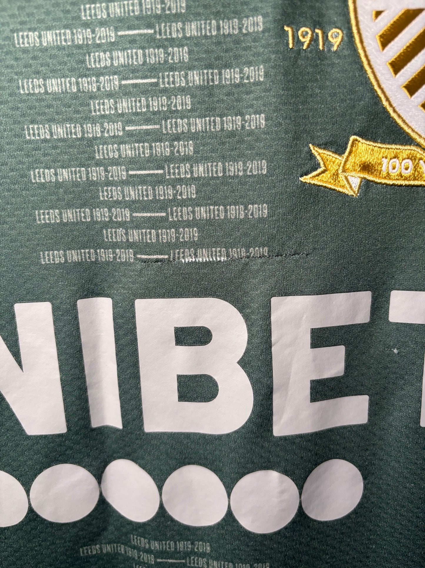 Leeds United Player Quality Training Shirt 2019/20 (M)