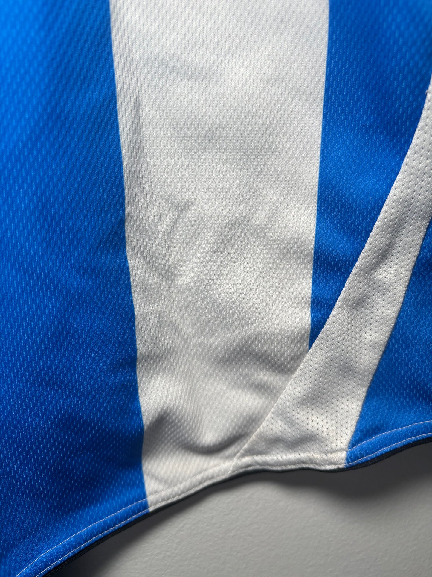 Huddersfield Town Home Shirt 2011/12 Peter Clarke (L)