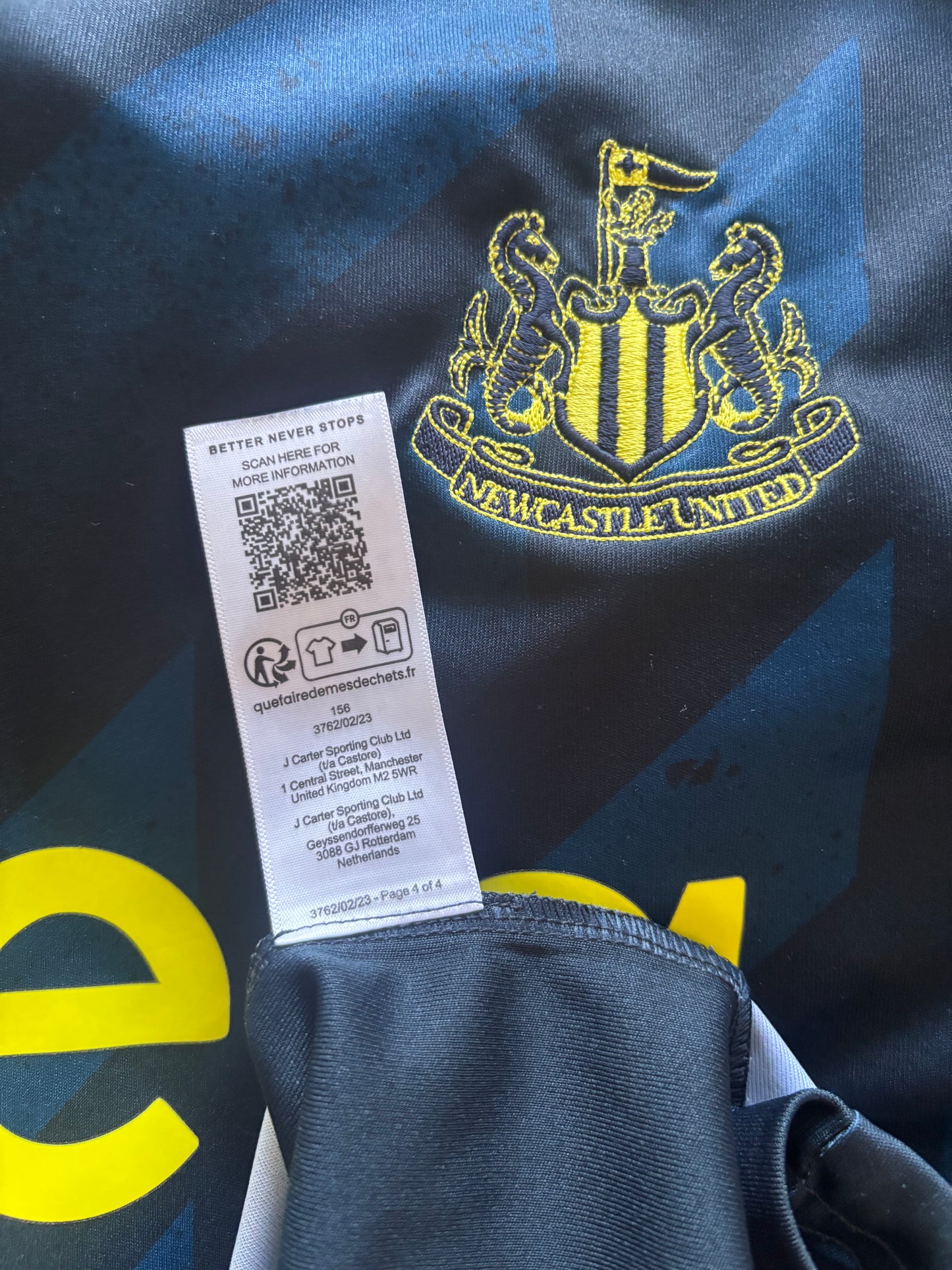 Newcastle United Third Shirt 2023/24 Isak (XXL)
