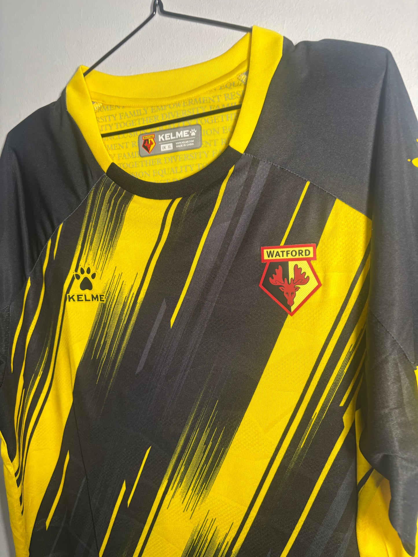 Watford Home Shirt 2023/24 Dennis (XL)
