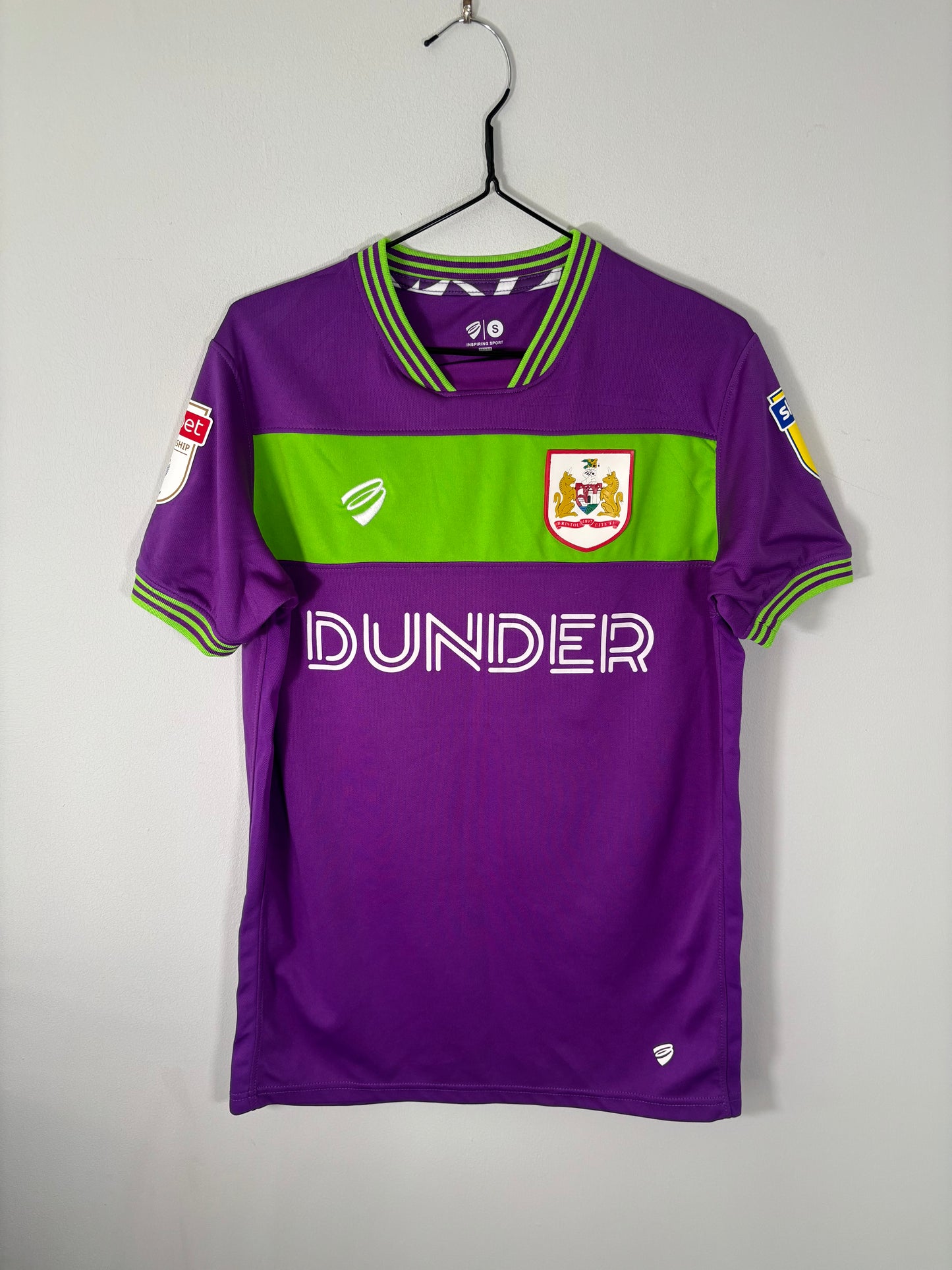 Bristol City Third Shirt 2018/19 (S)