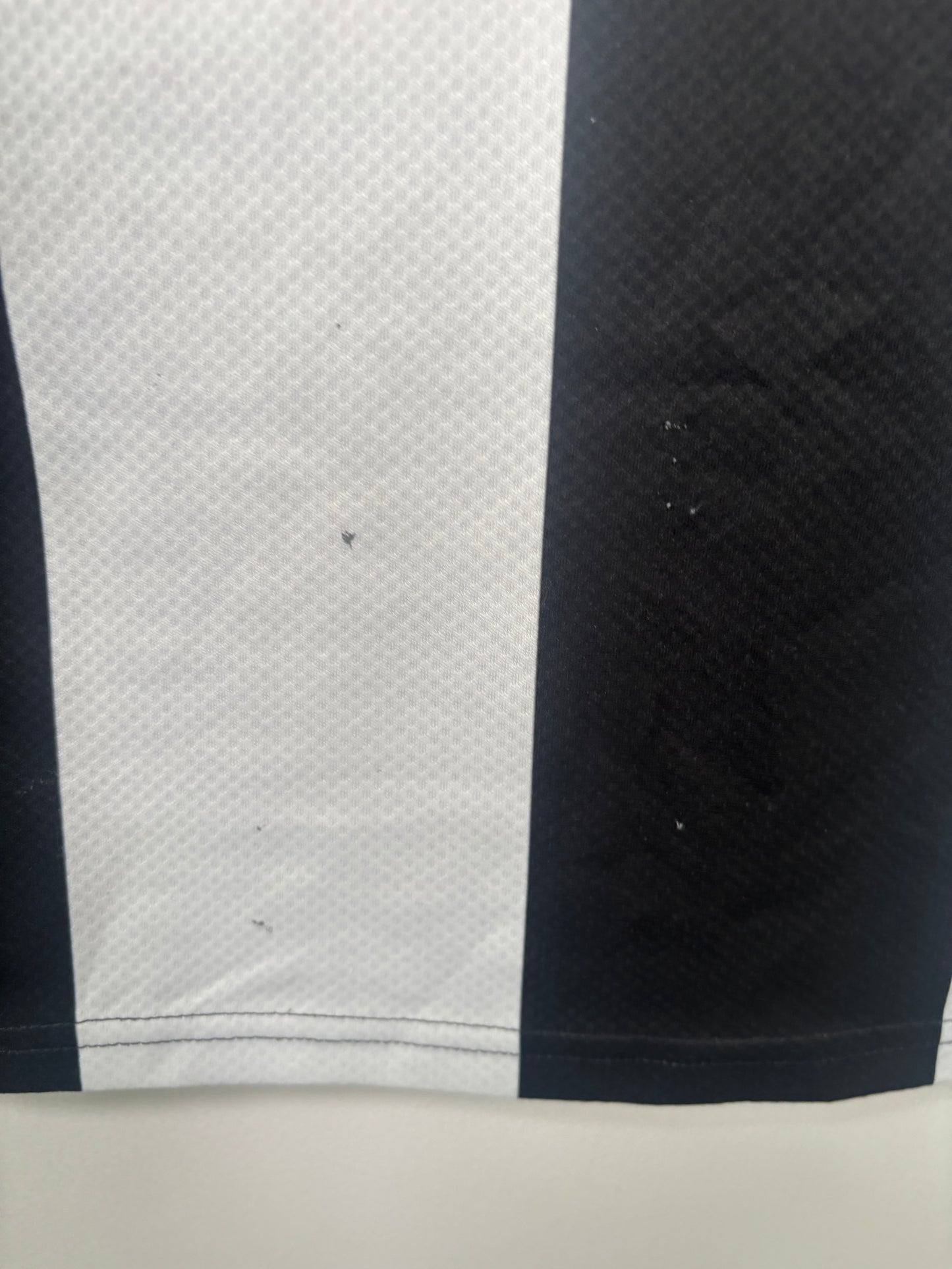 Newcastle United Home Shirt 2019/20 (M)