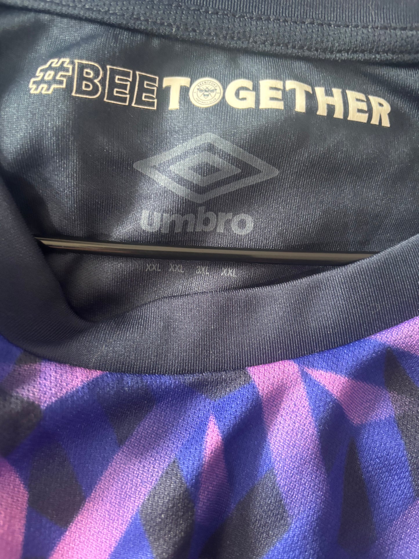Brentford Goalkeeper Shirt 2022/22 (XXL)