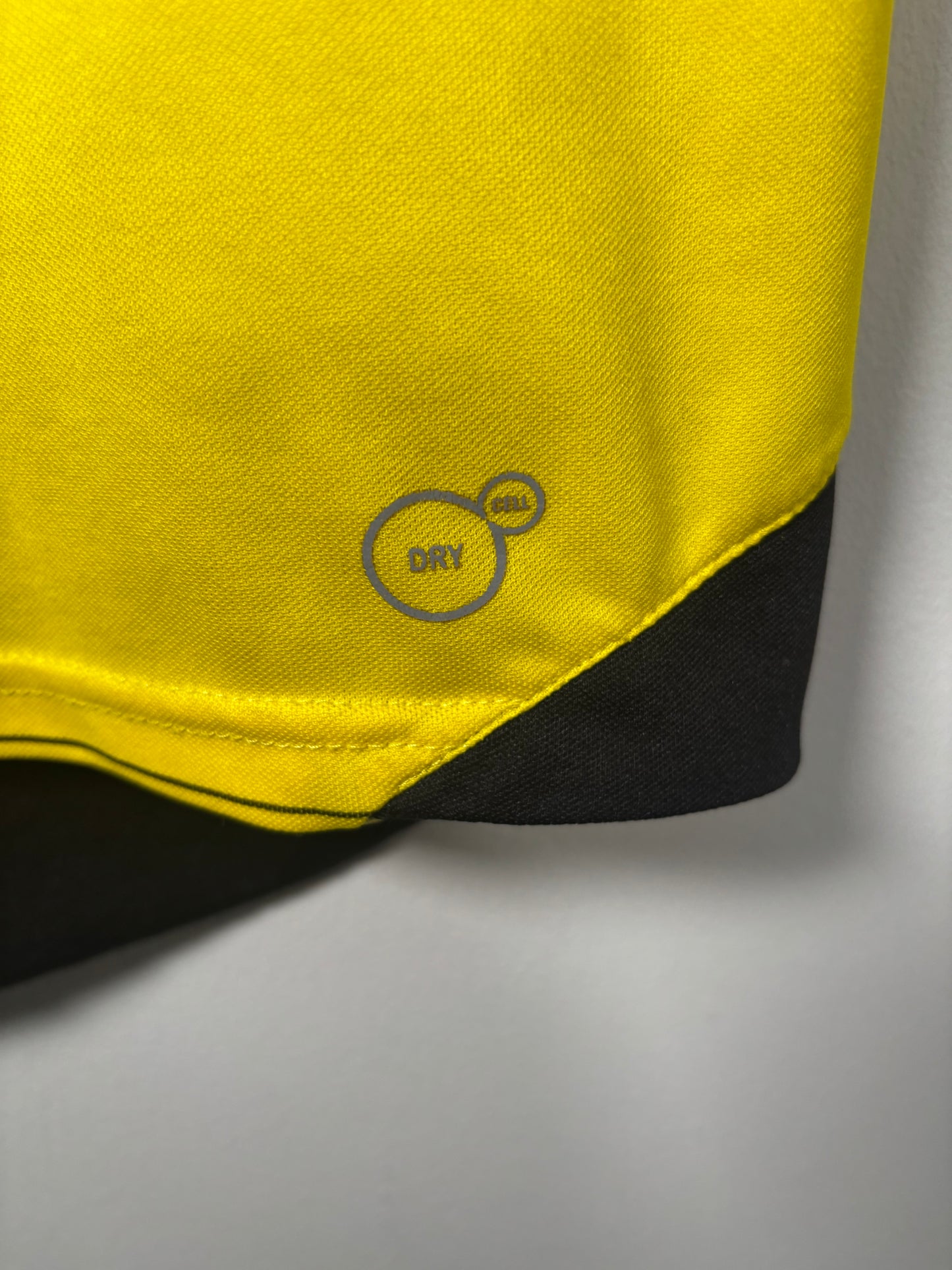 Borussia Dortmund Home Shirt 2015/16 (M)