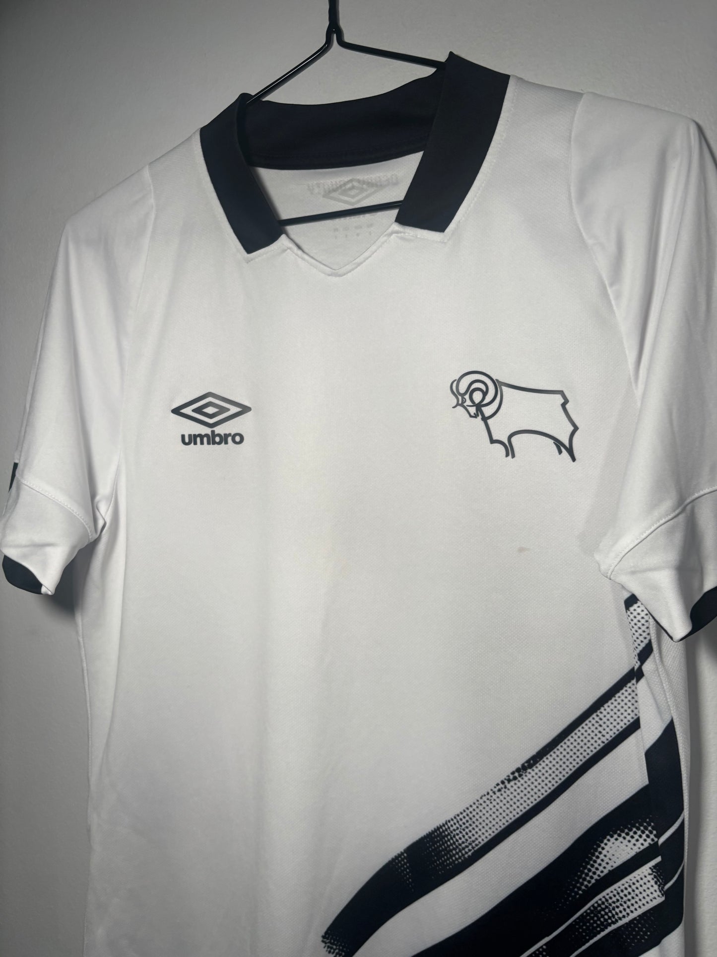 Derby County Home Shirt 2022/23 (S)