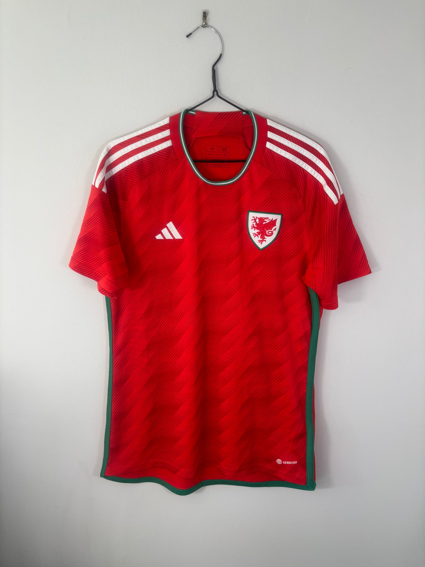 Wales Home Shirt 2022 (M)