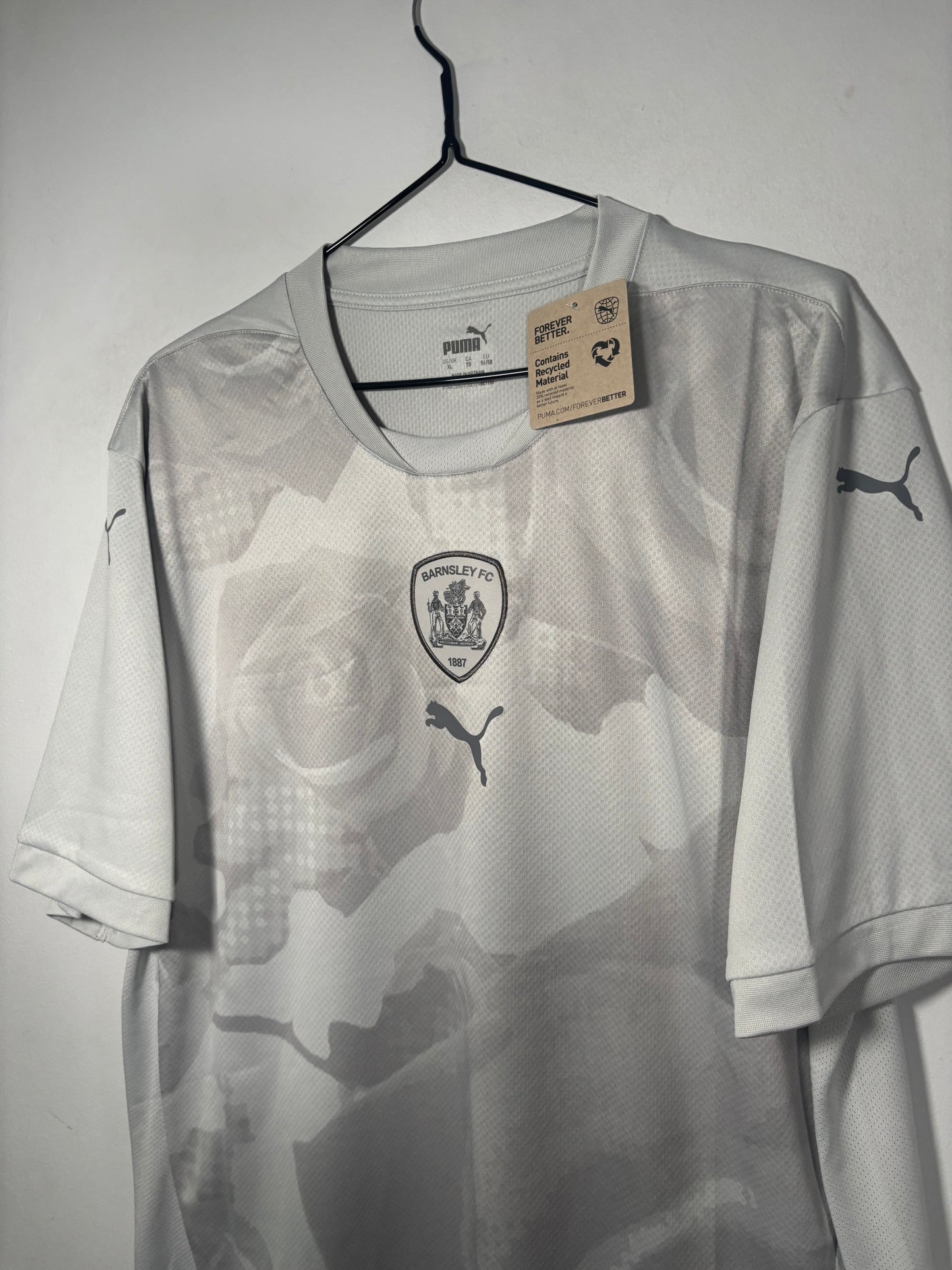 Barnsley Away Shirt 2024/25 BNWT (XL)