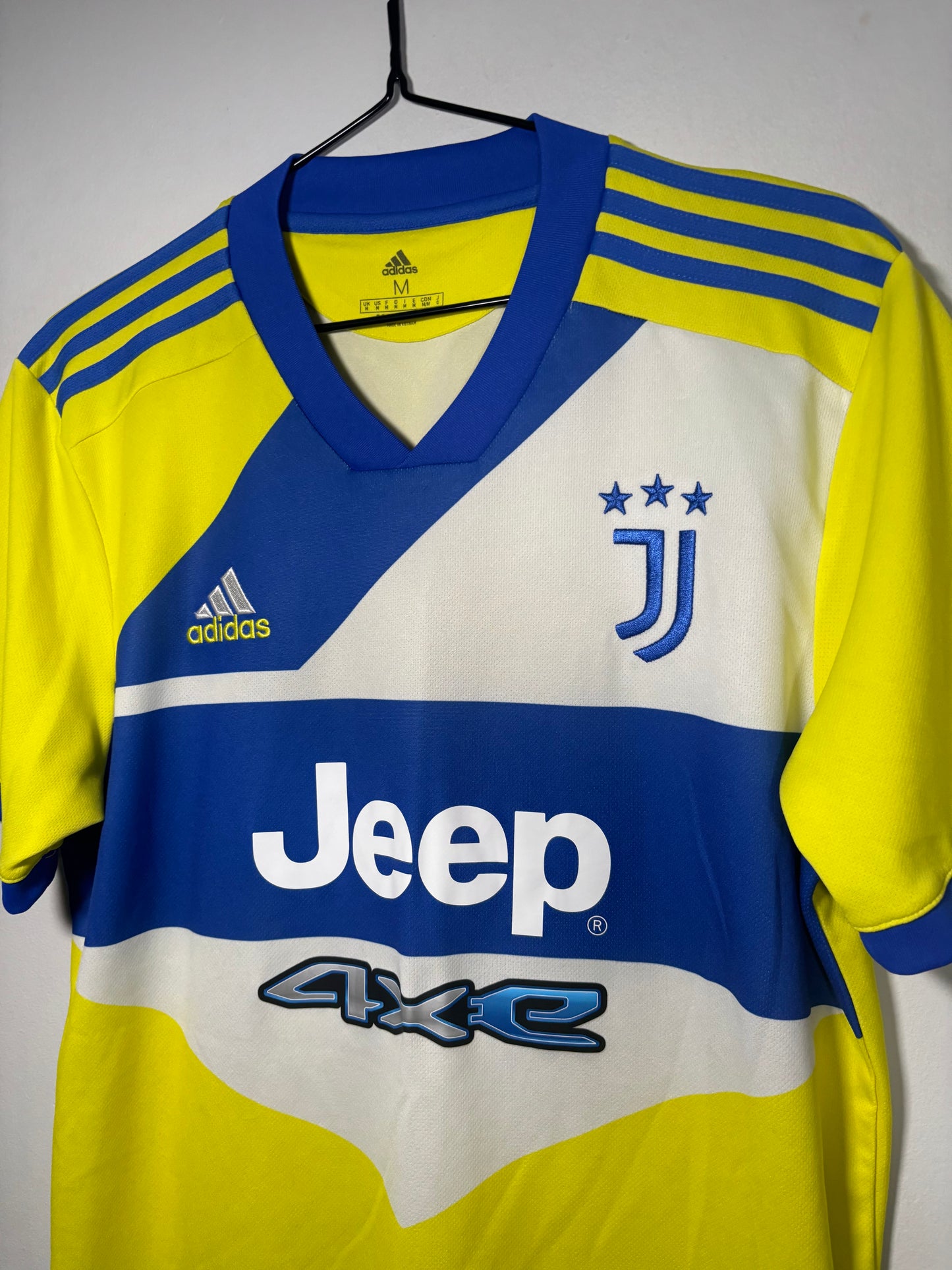 Juventus Third Shirt 2021/22 (M)