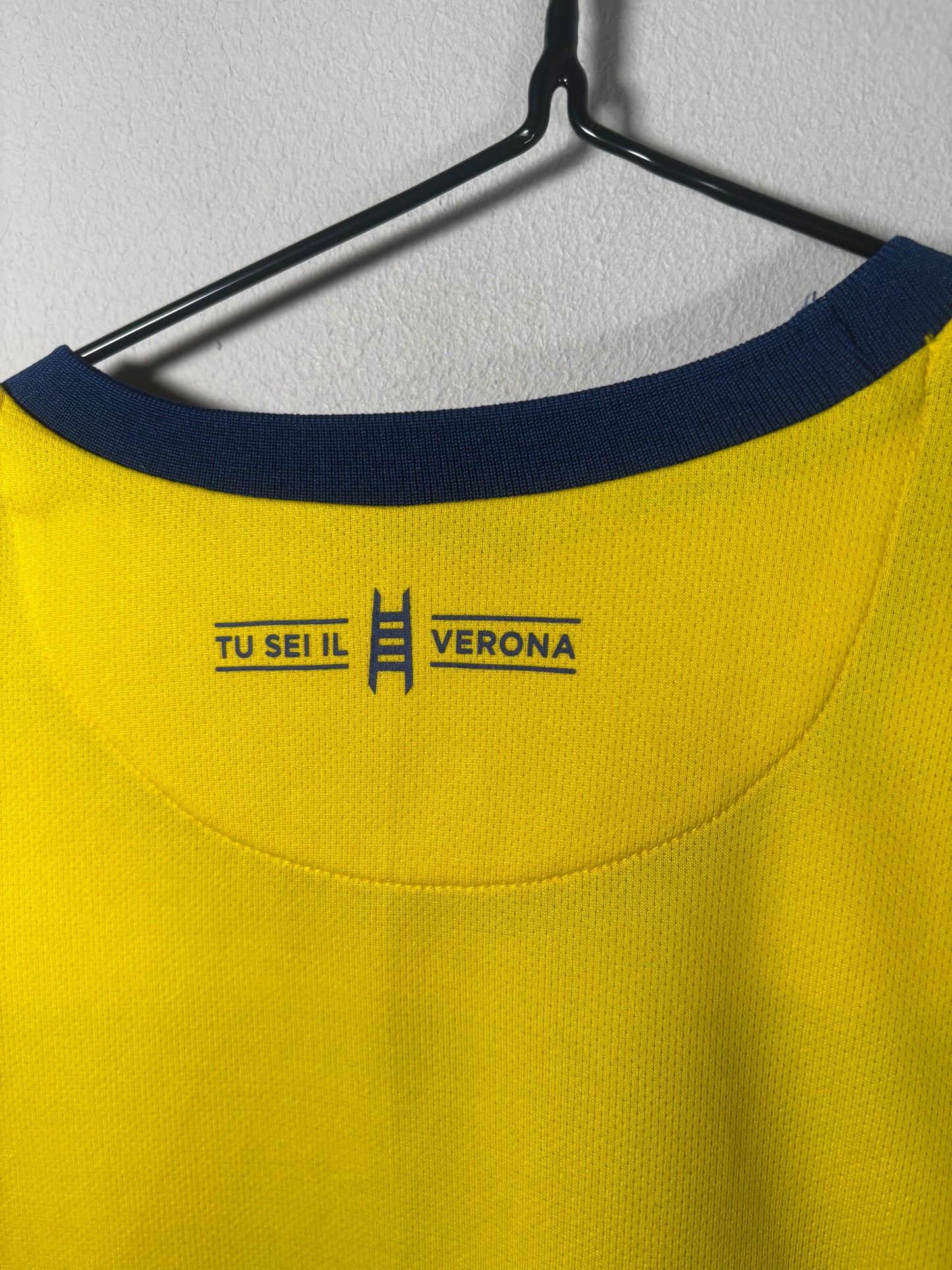 Hellas Verona Away Shirt 2023/24 (S)