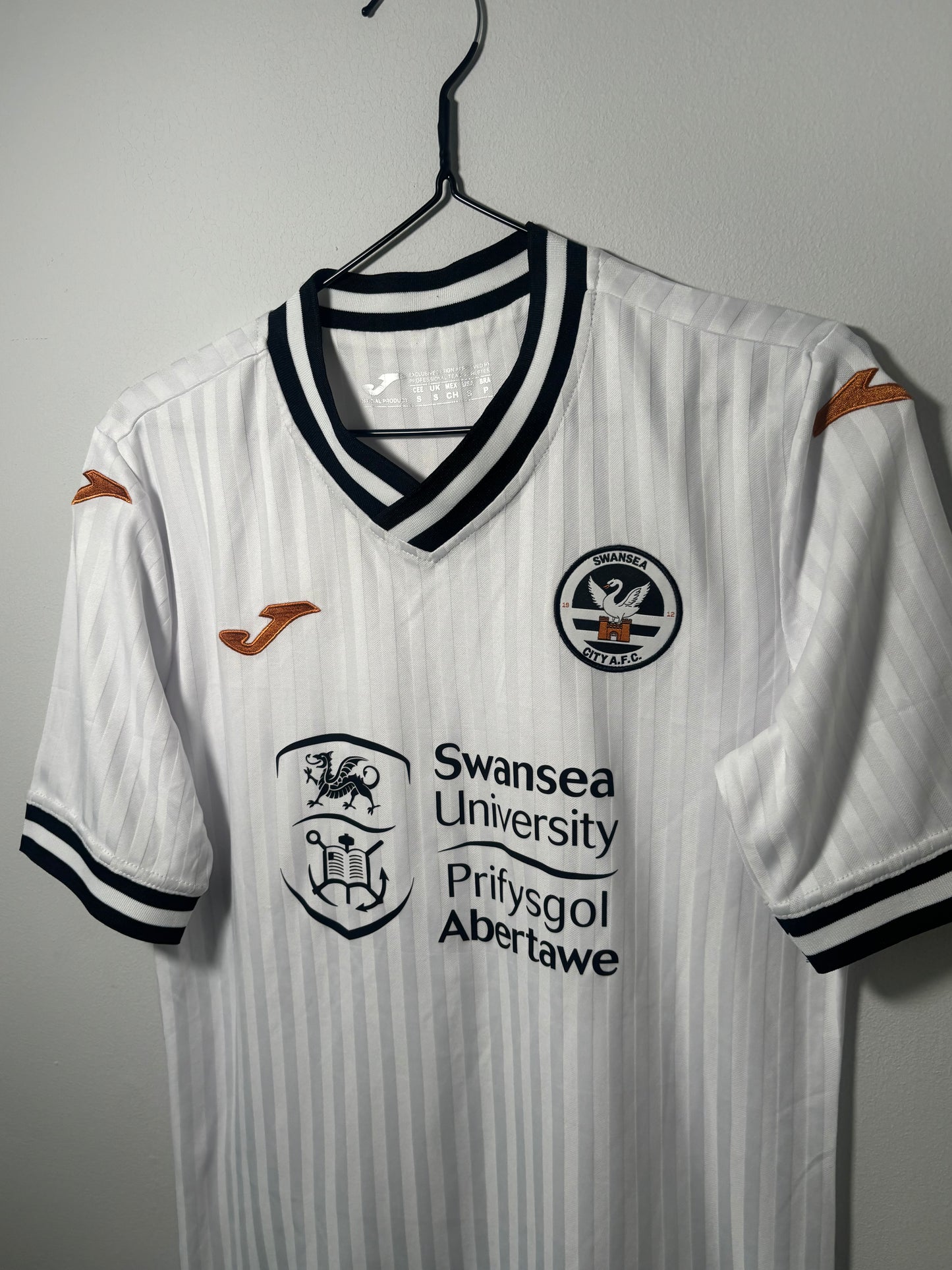 Swansea City Home Shirt 2021/22 (S)