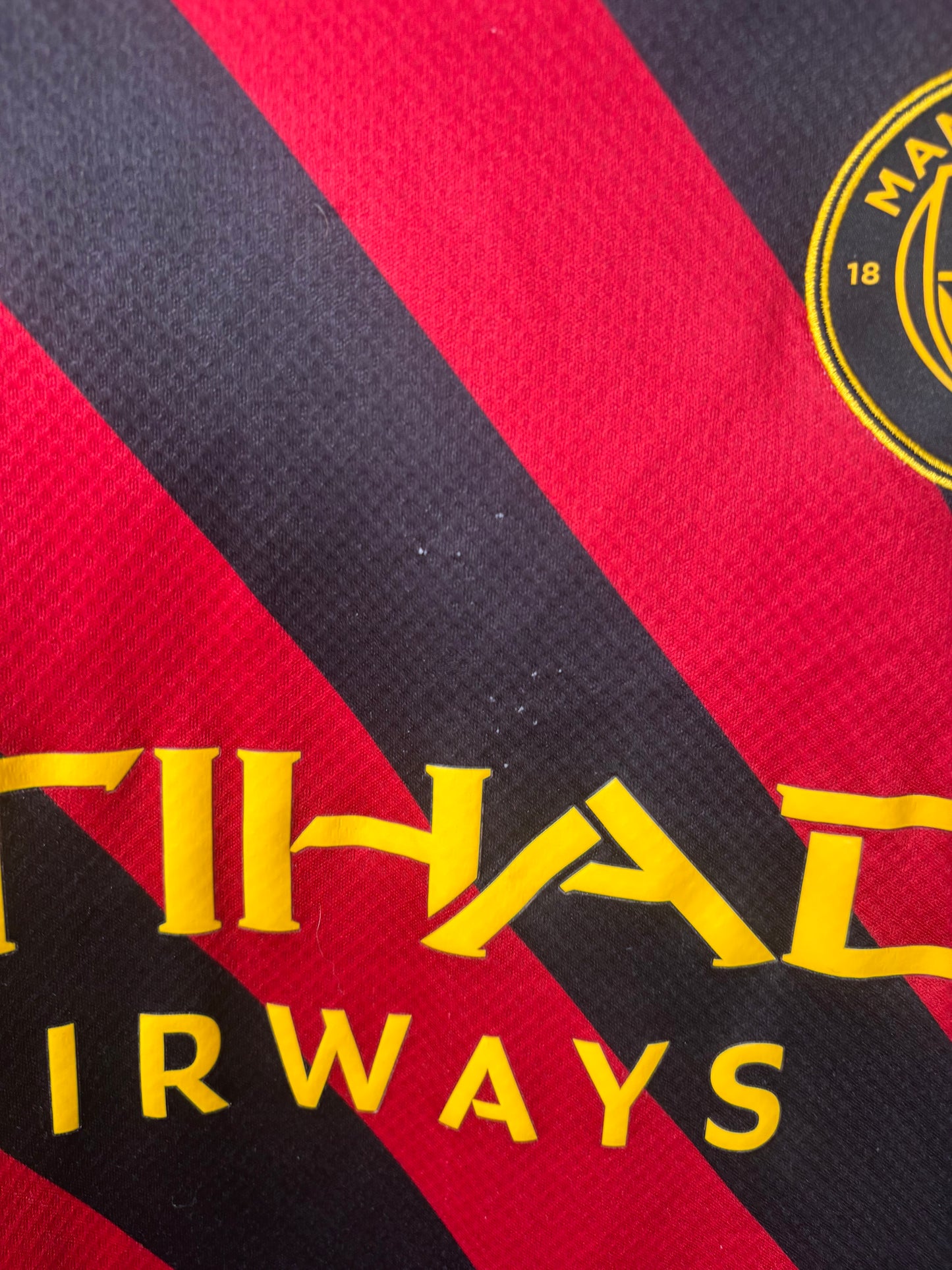 Manchester City Away Shirt 2022/23 Julian Alvarez (L)