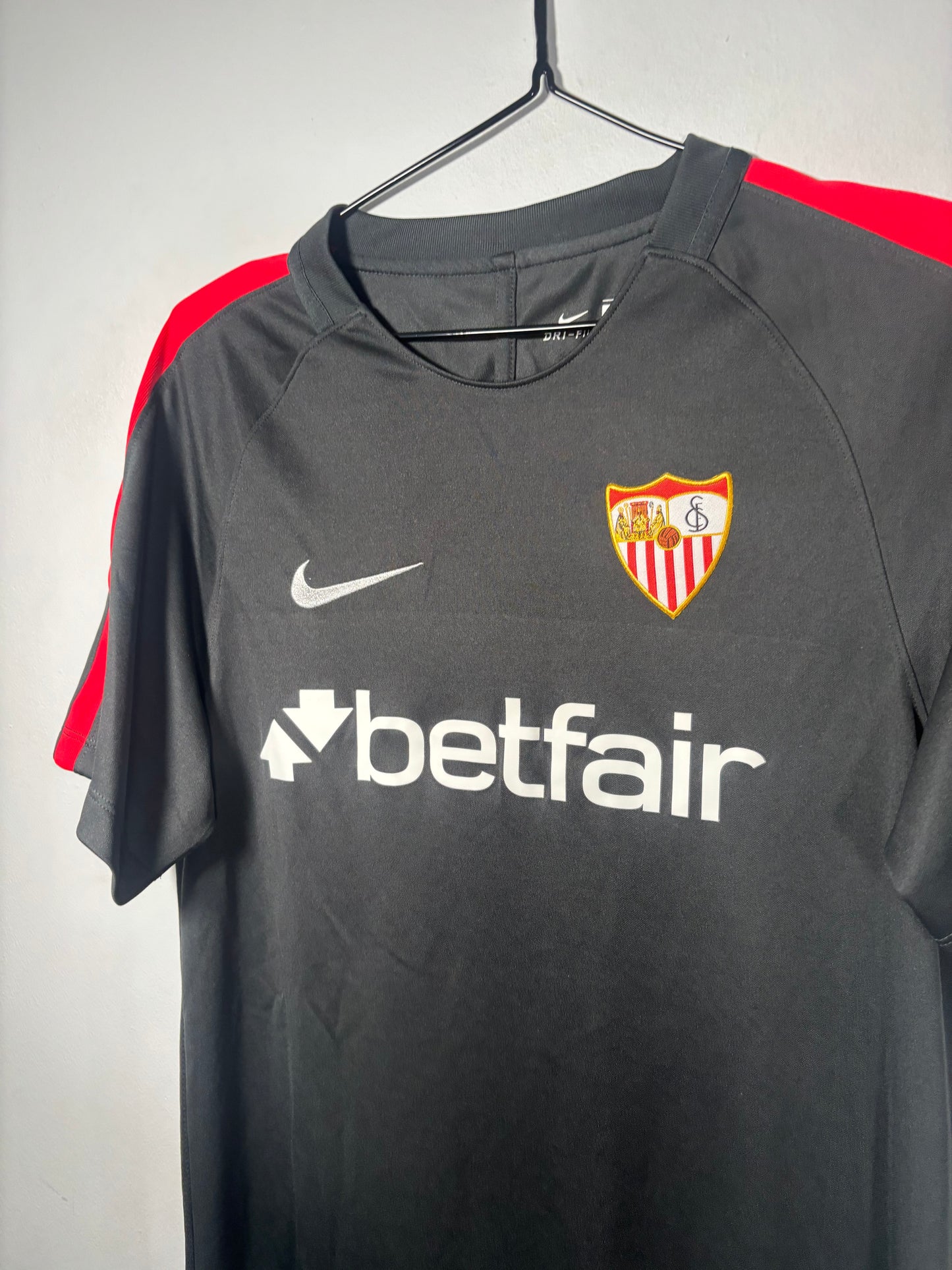 Sevilla Training Shirt (S)
