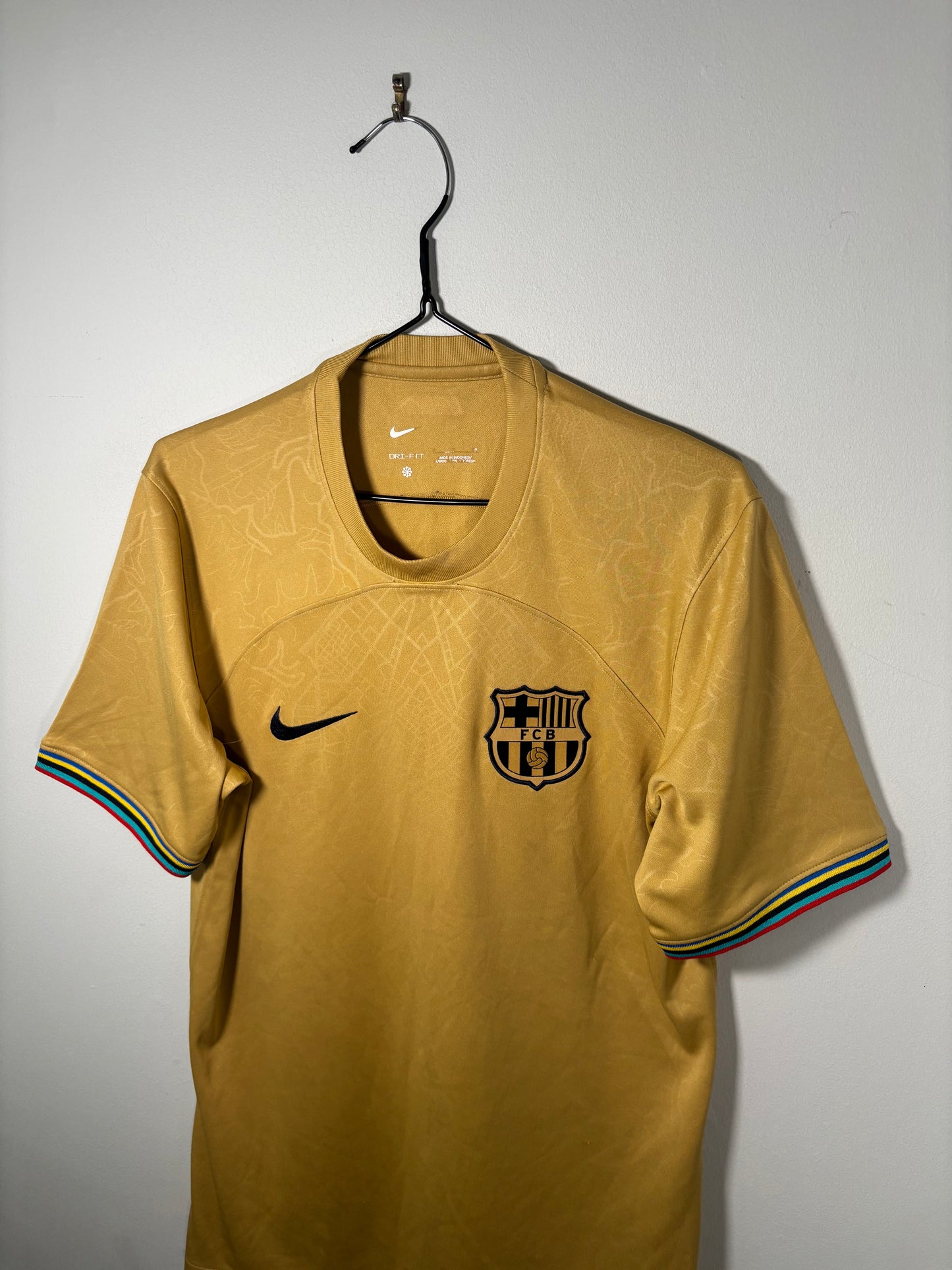Barcelona Away Shirt 2022/23 (M)