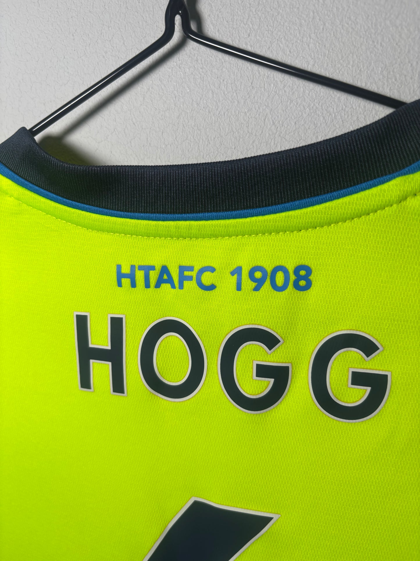 Huddersfield Town Third Shirt 2018/19 Hogg (XLB)