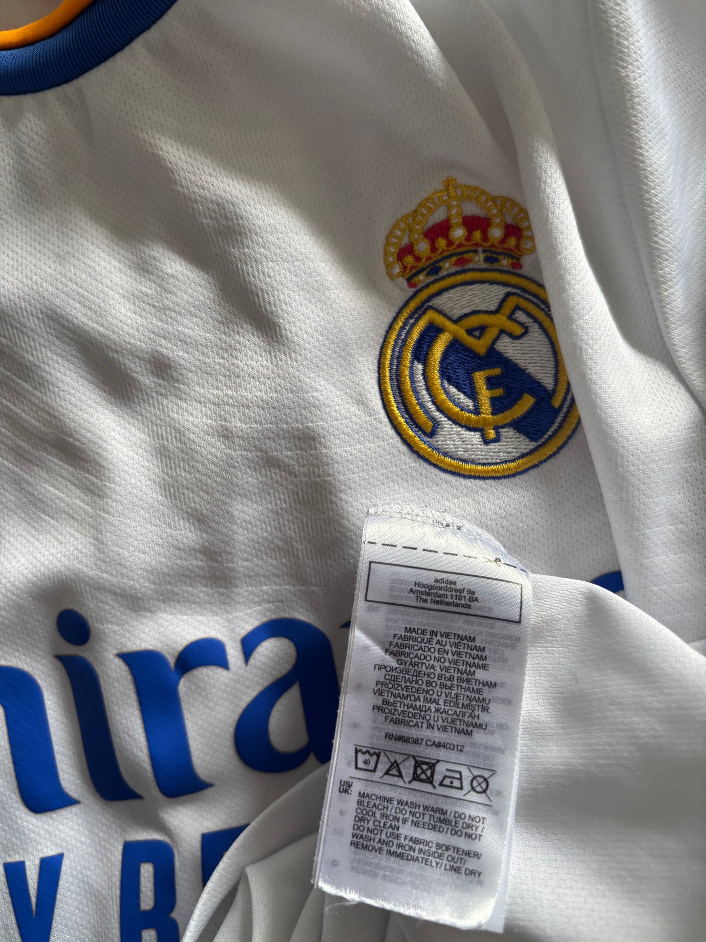 Real Madrid Home Shirt 2021/22 (S)