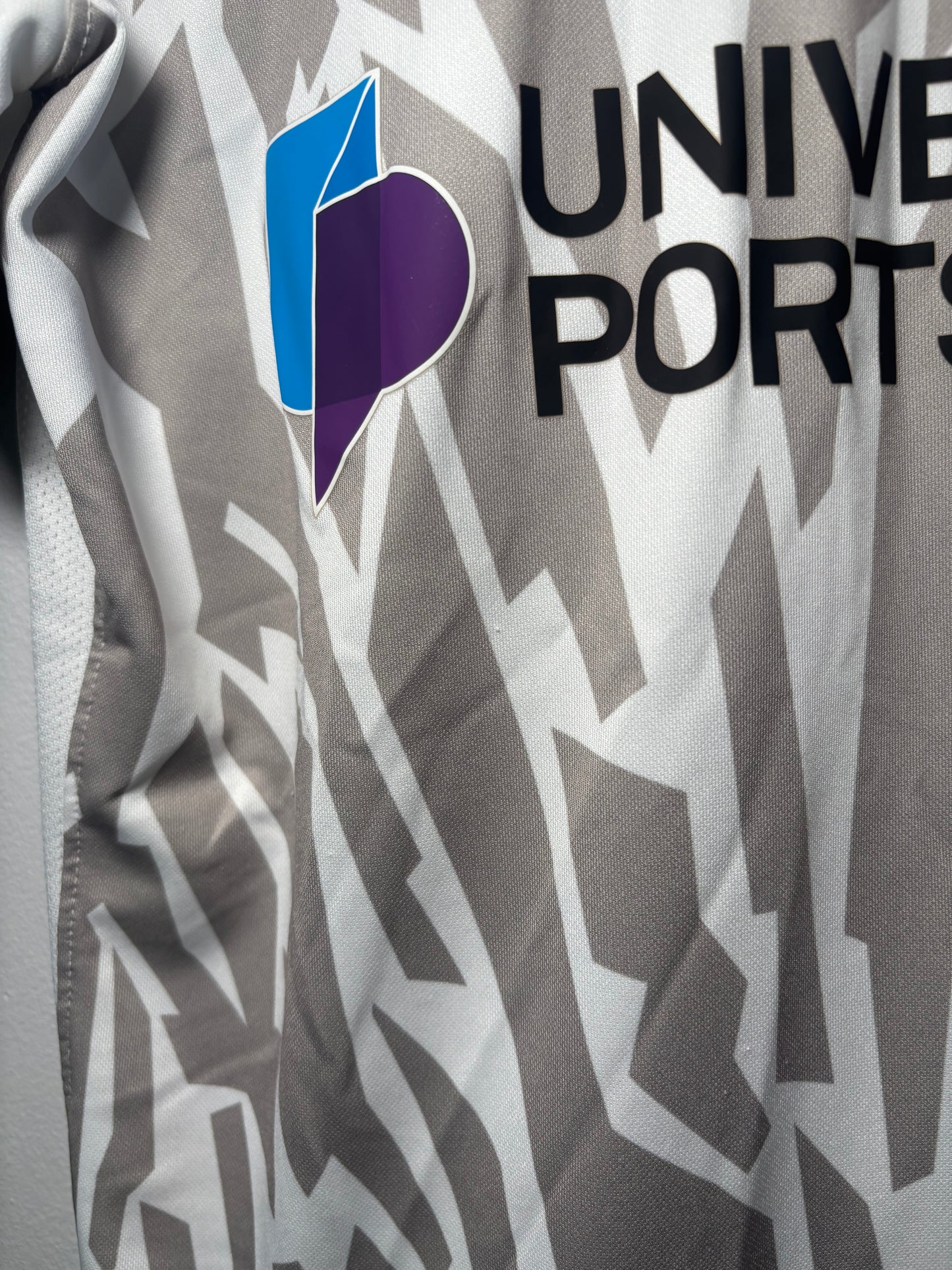 Portsmouth Away Shirt 2023/24 (M)