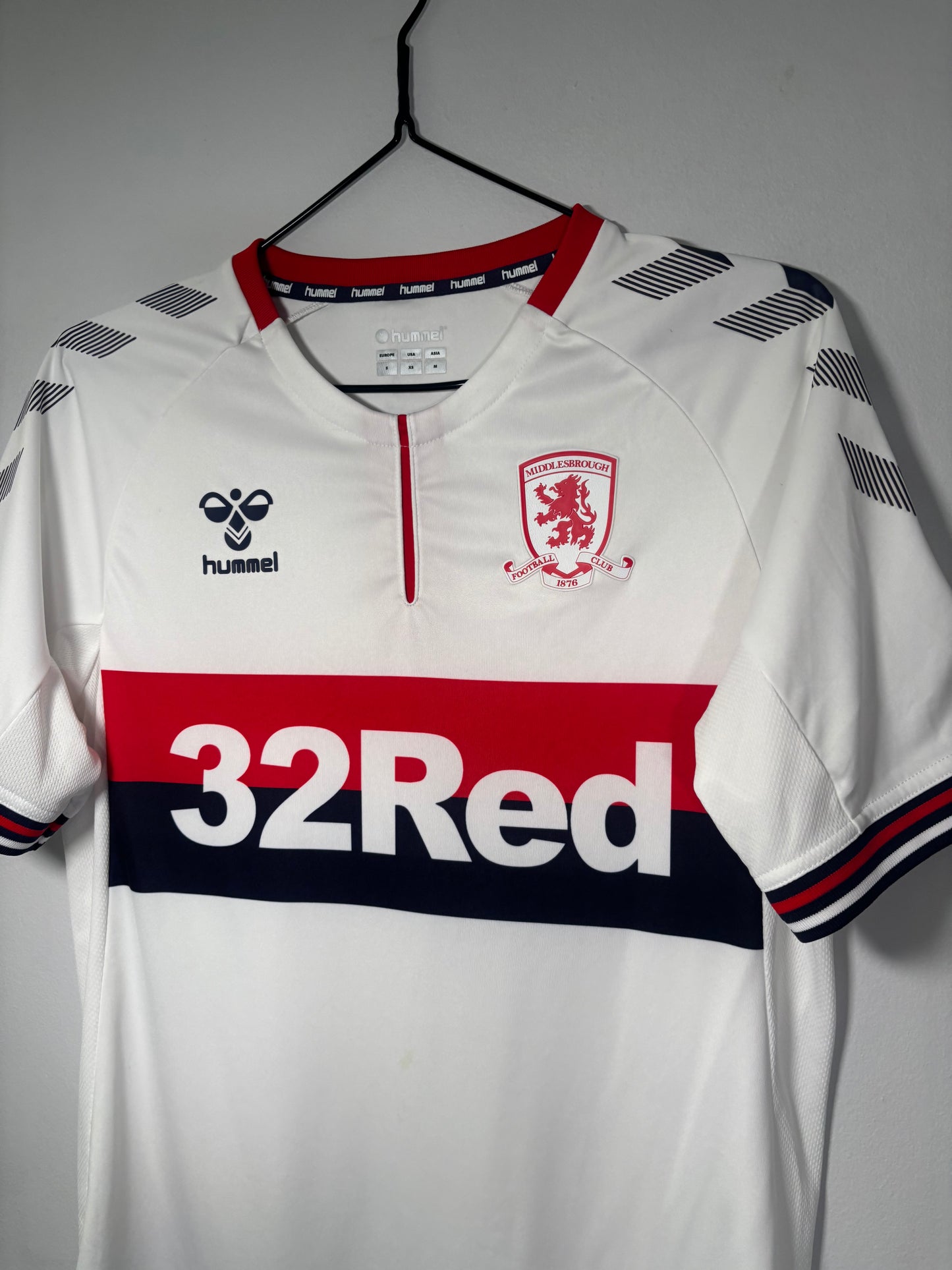 Middlesbrough Away Shirt 2019/20 (S)
