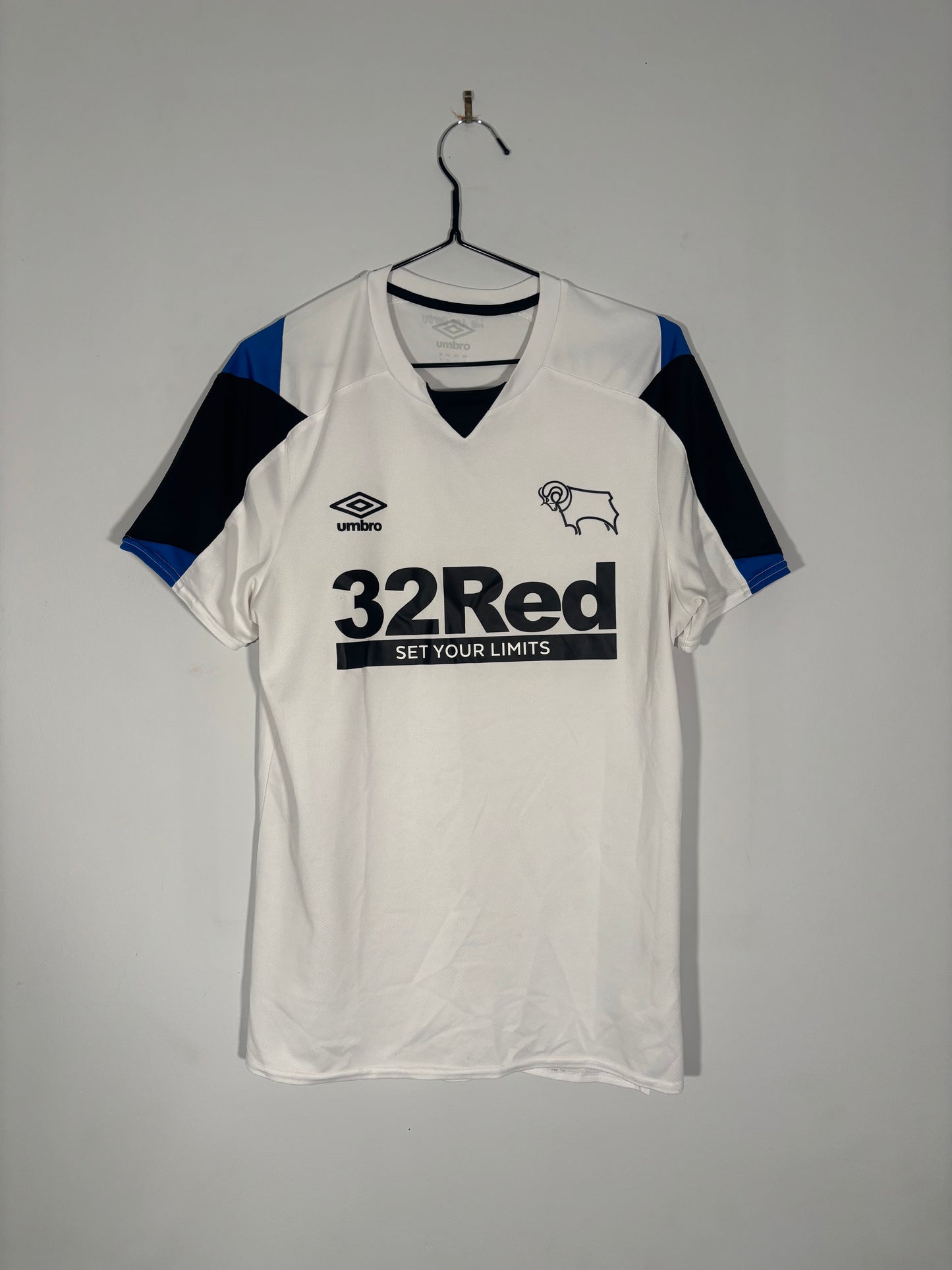 Derby County Home Shirt 2021/22 (M)