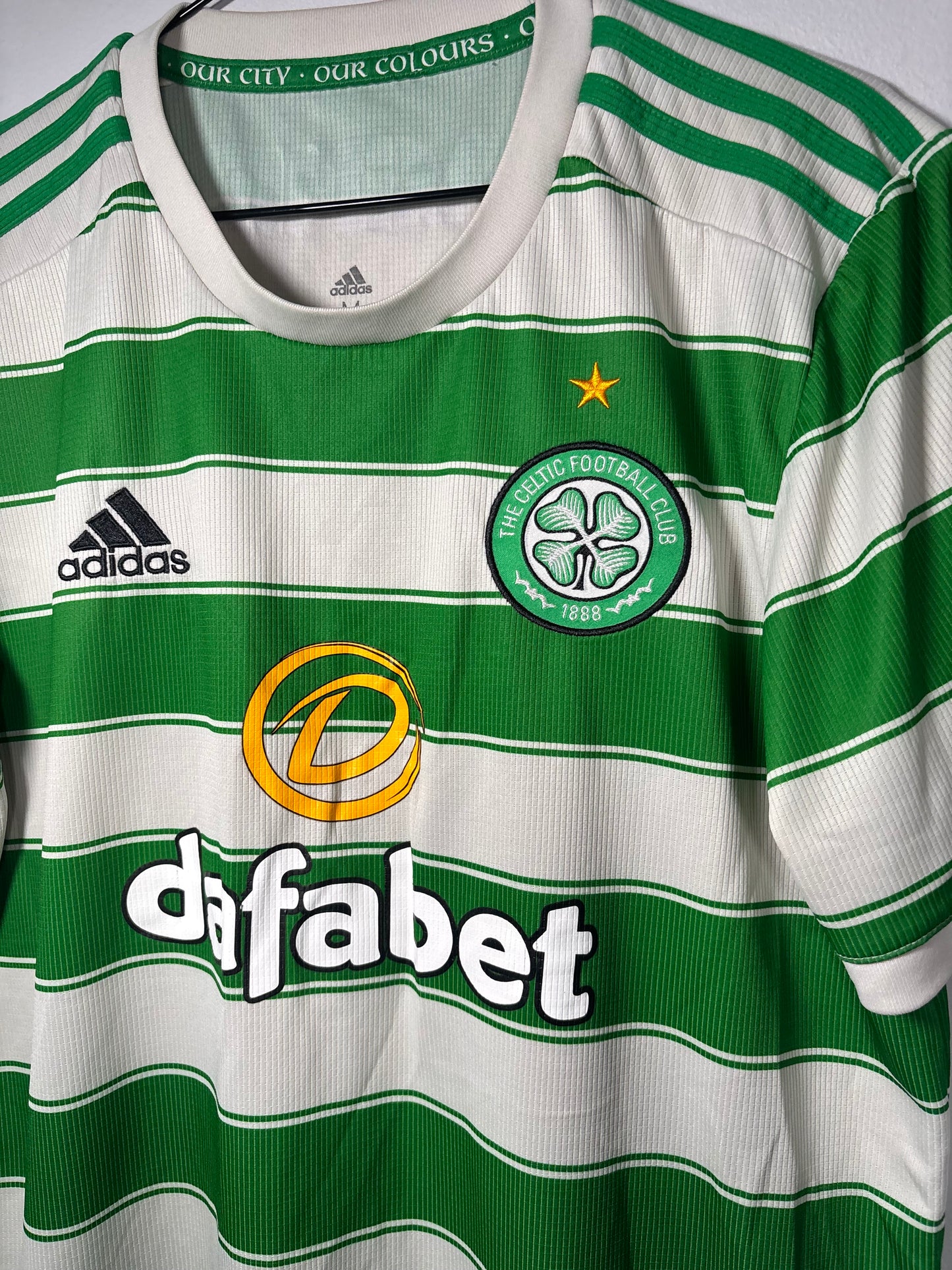 Celtic Home Shirt 2021/22 (M)