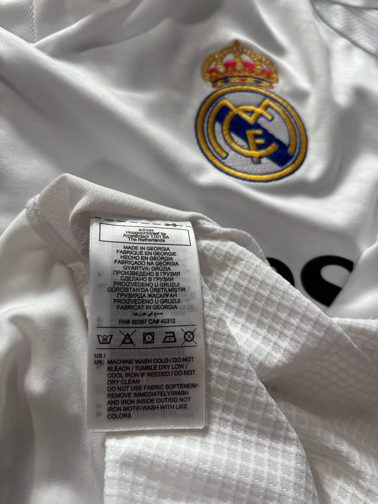 Real Madrid Home Shirt 2024/25 (M)