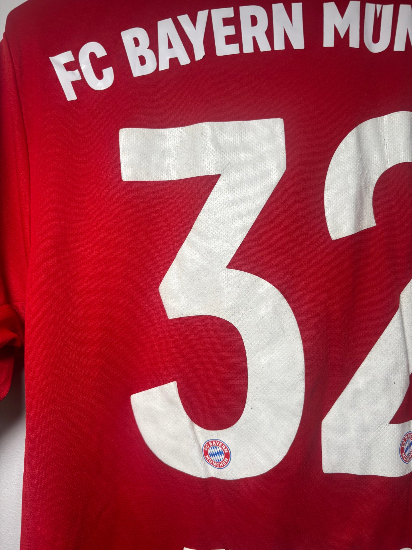 Bayern Munich Home Shirt 2019/20 (S)