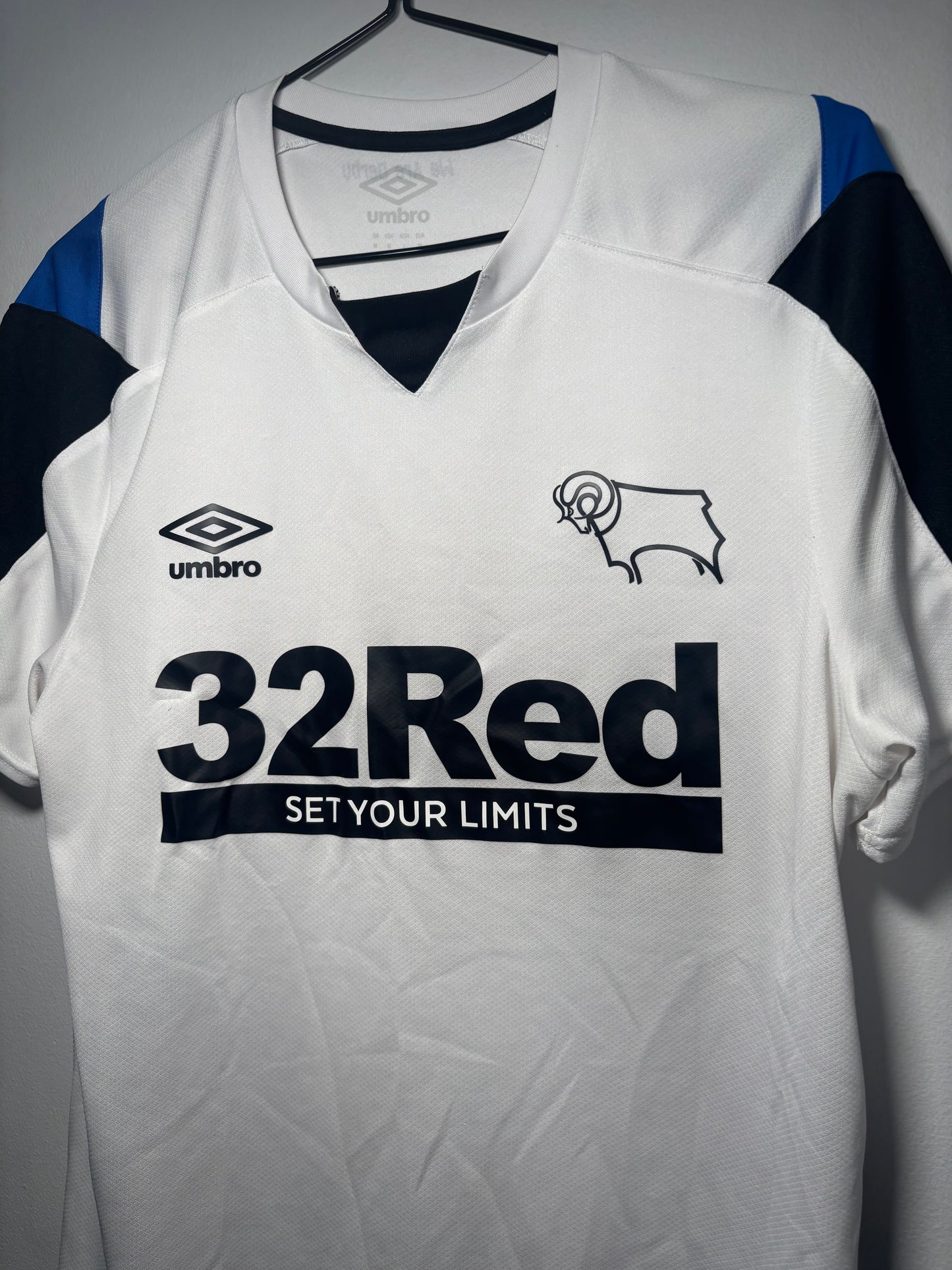Derby County Home Shirt 2021/22 (M)