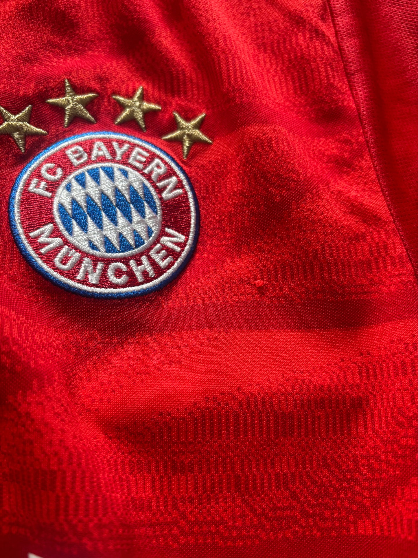 Bayern Munich Home Shirt 2019/20 (L)