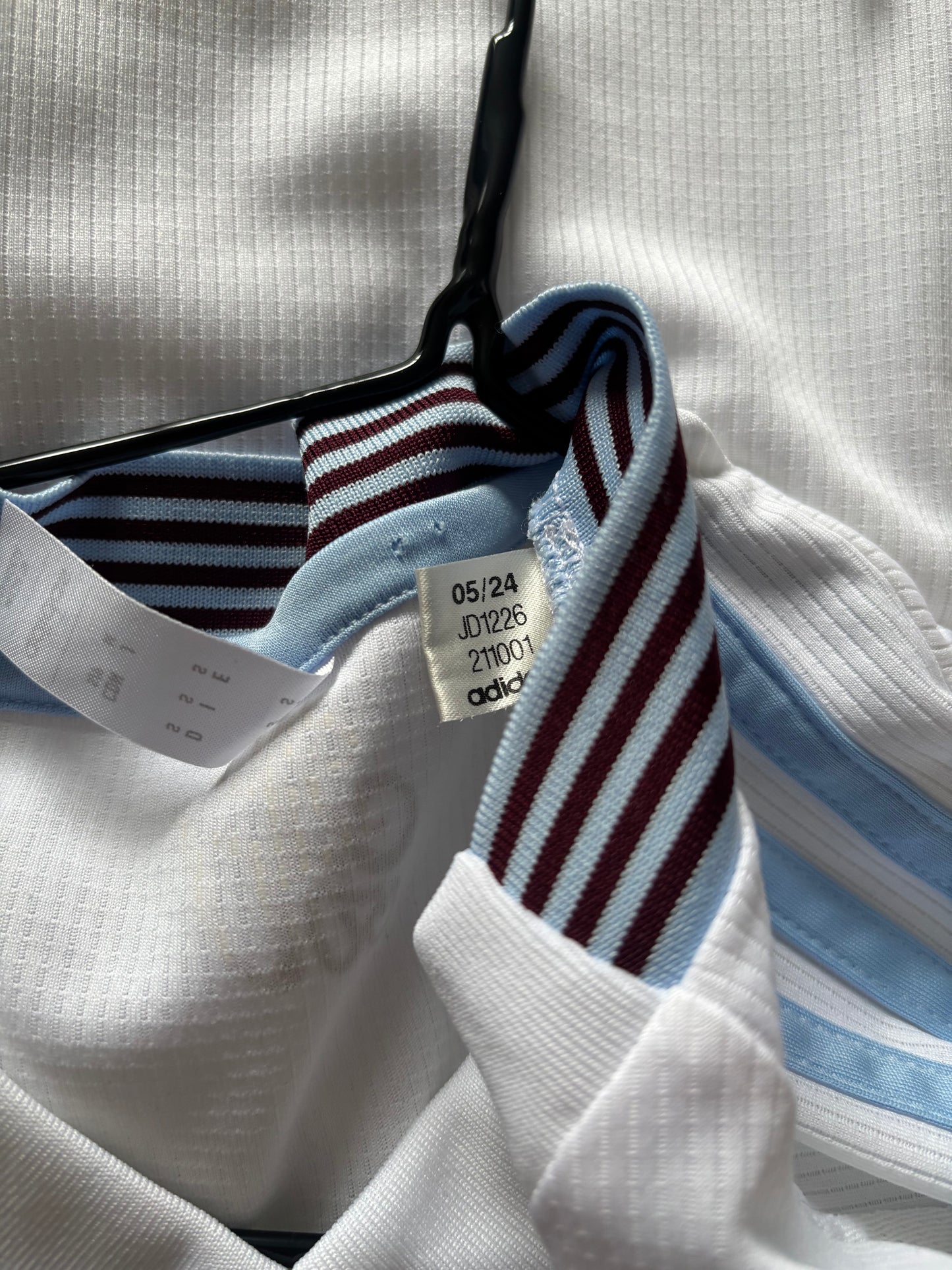 Aston Villa Away Shirt 2024/25 (S)