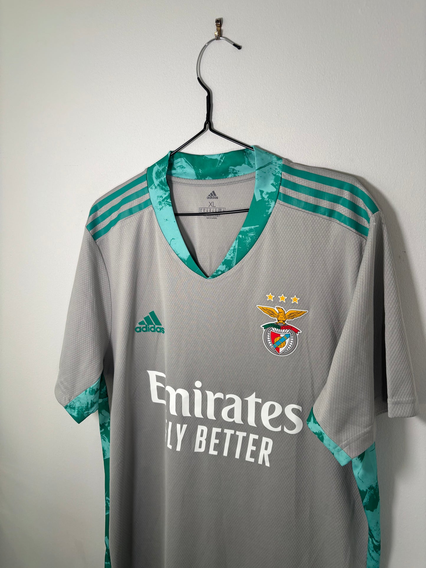 Benfica Goalkeeper Shirt 2020/21 (XL)
