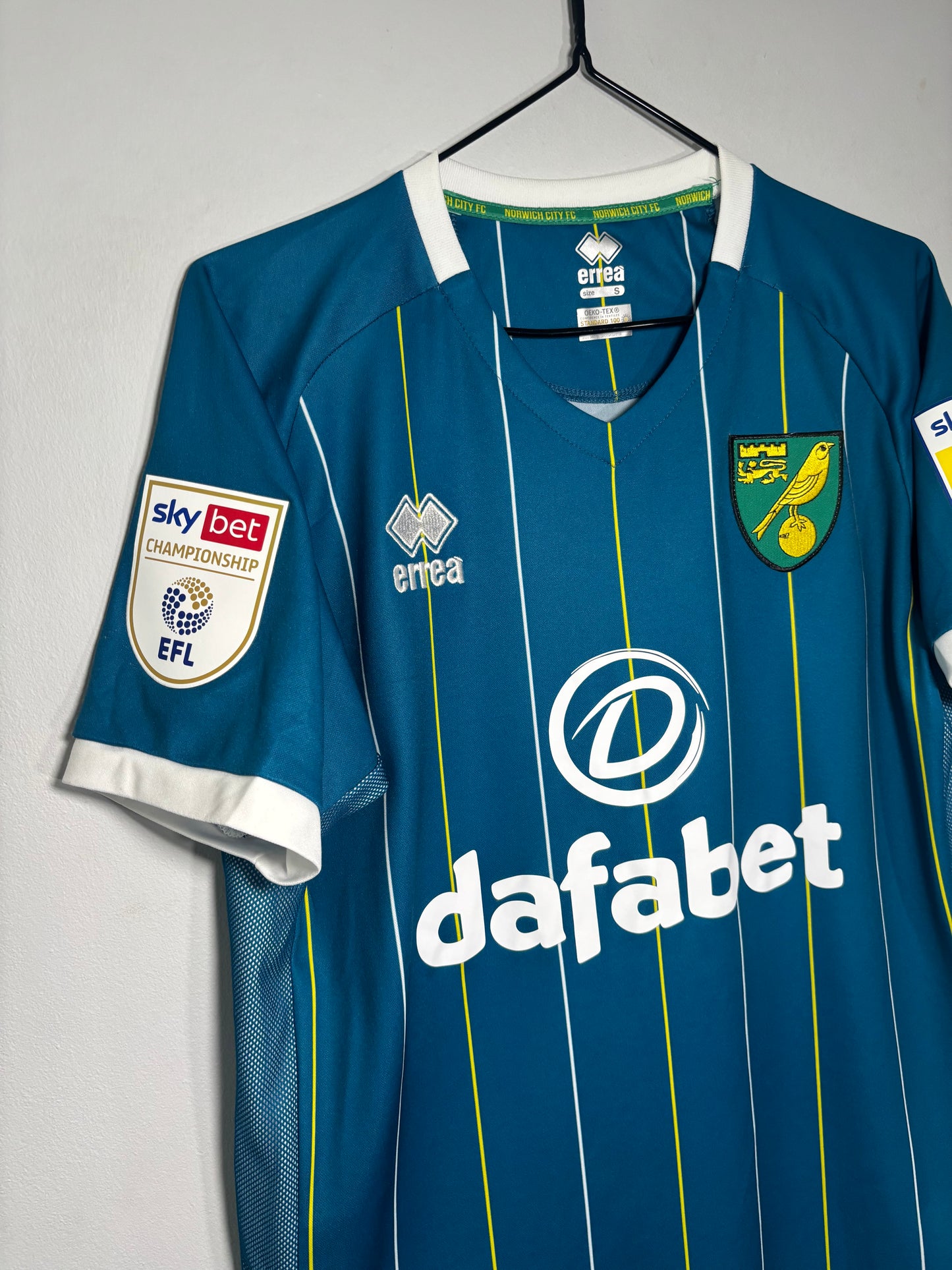 Norwich City Away Shirt 2021/22 (S)