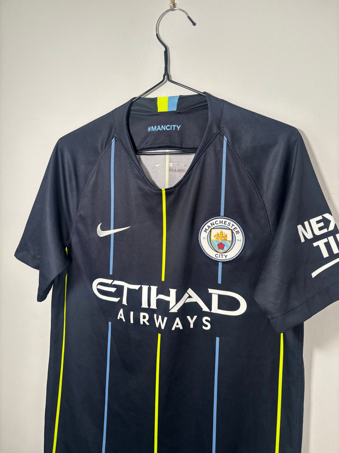 Manchester City Away Shirt 2018/19 (S)