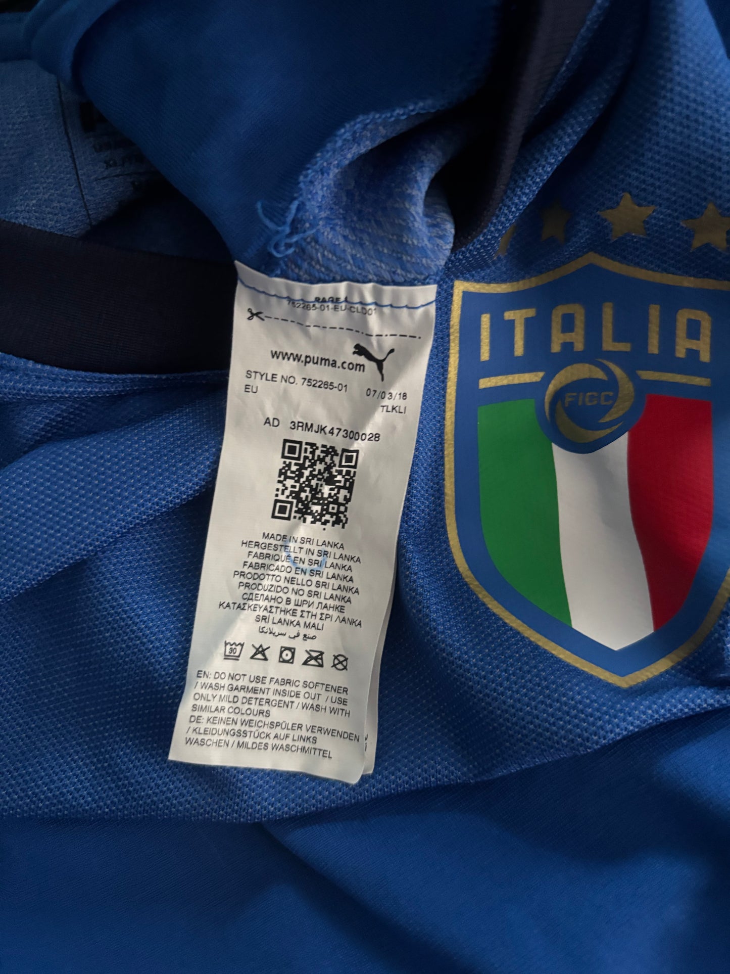 Italy Home Shirt 2018 Player Issue (XL)