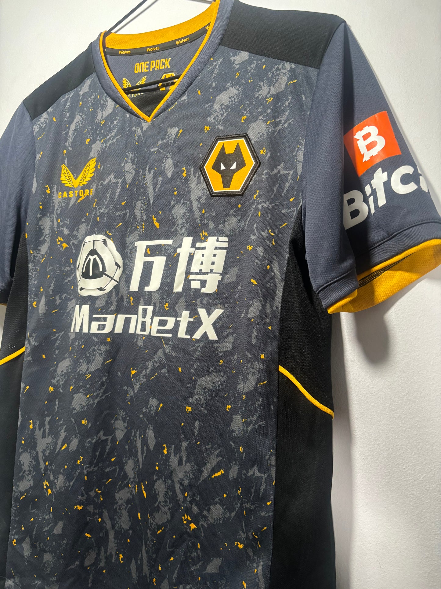Wolves Away Shirt 2021/22 (S)