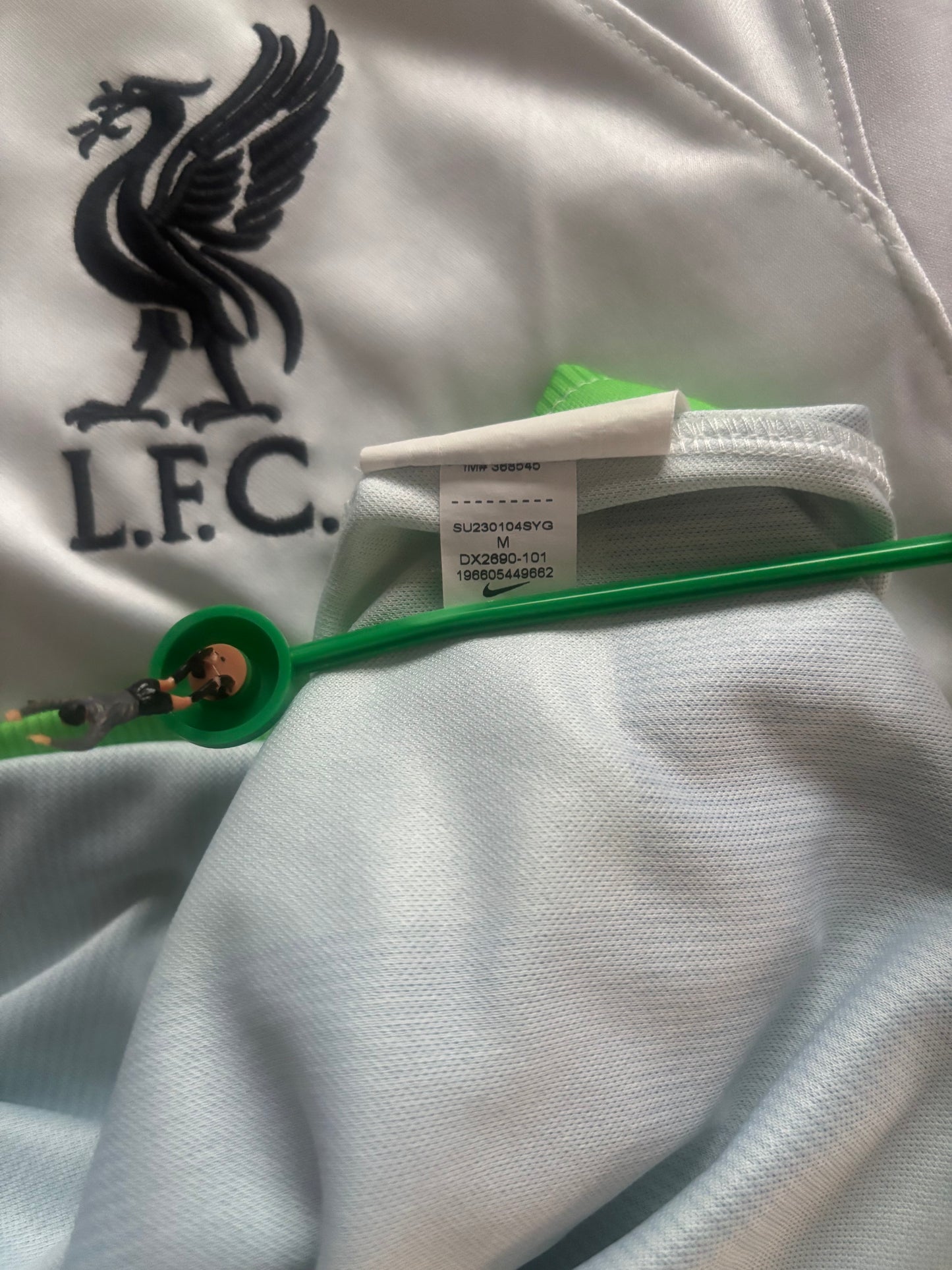 Liverpool Away Shirt 2023/24 (M)
