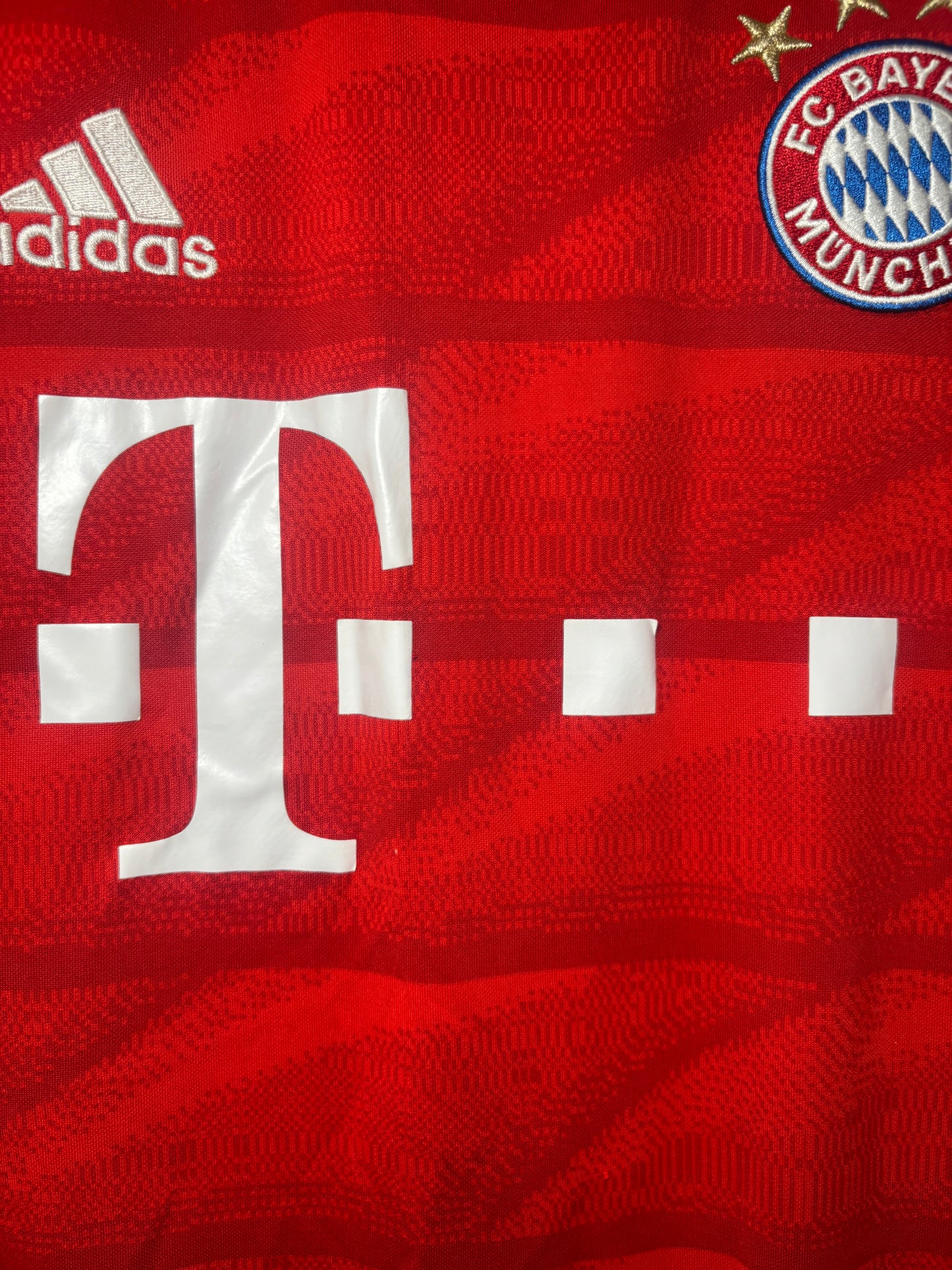 Bayern Munich Home Shirt 2019/20 (S)