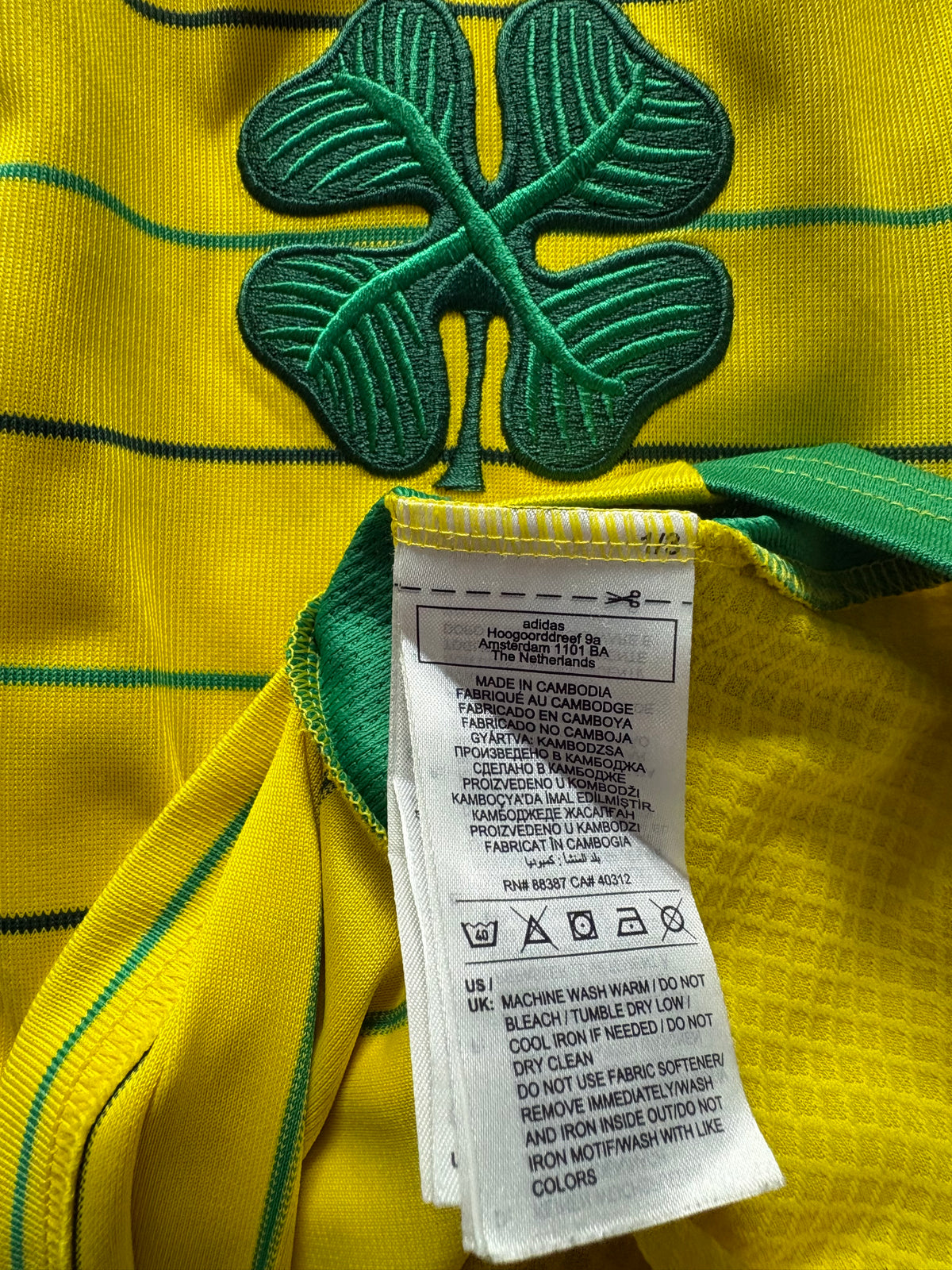 Celtic Authentic Away Shirt 2024/25 (L)