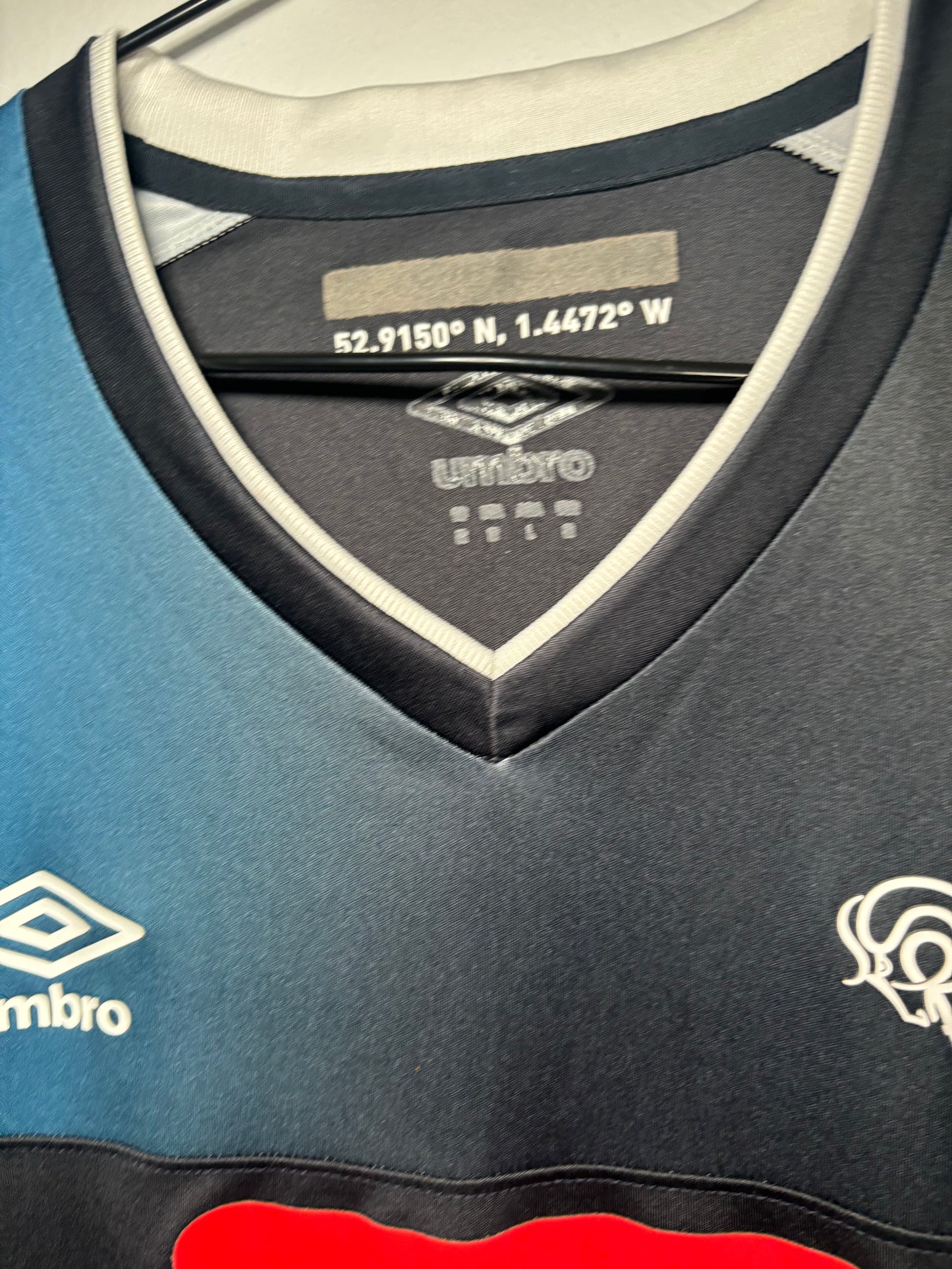 Derby County Away Shirt 2016/17 (M)