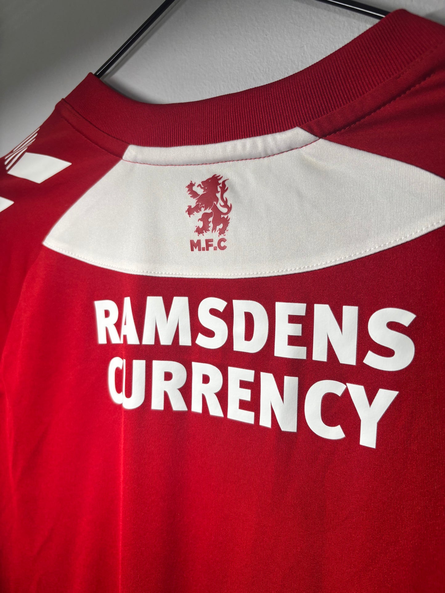 Middlesbrough Home Shirt 2019/20 (S)