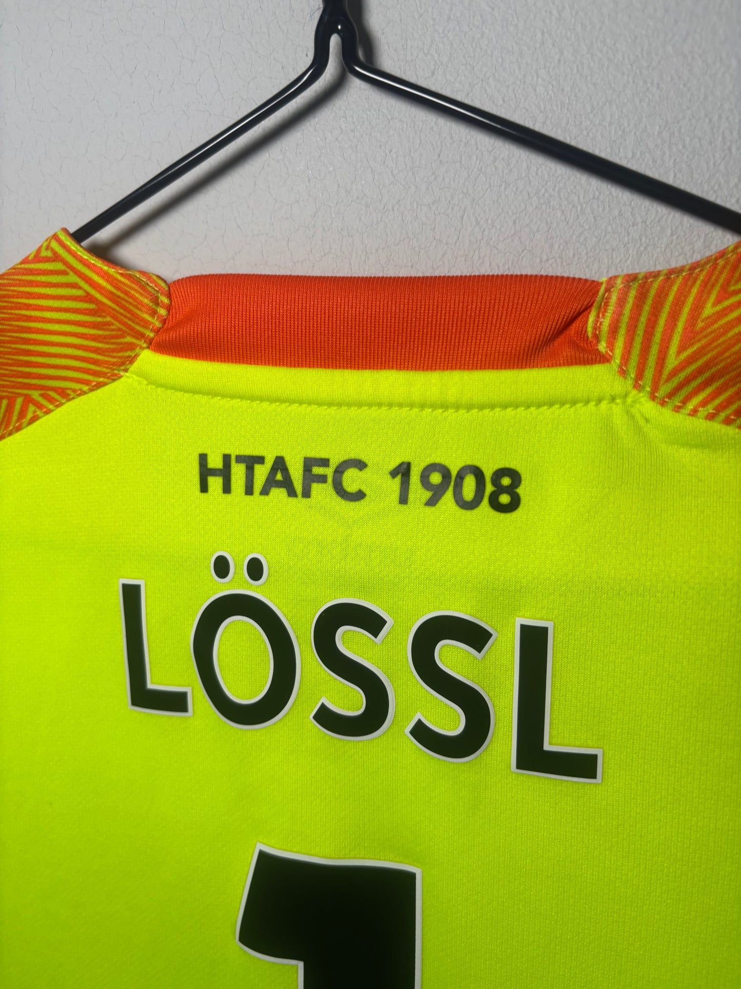 Huddersfield Town Goalkeeper Shirt 2018/19 Lössl (XLB)
