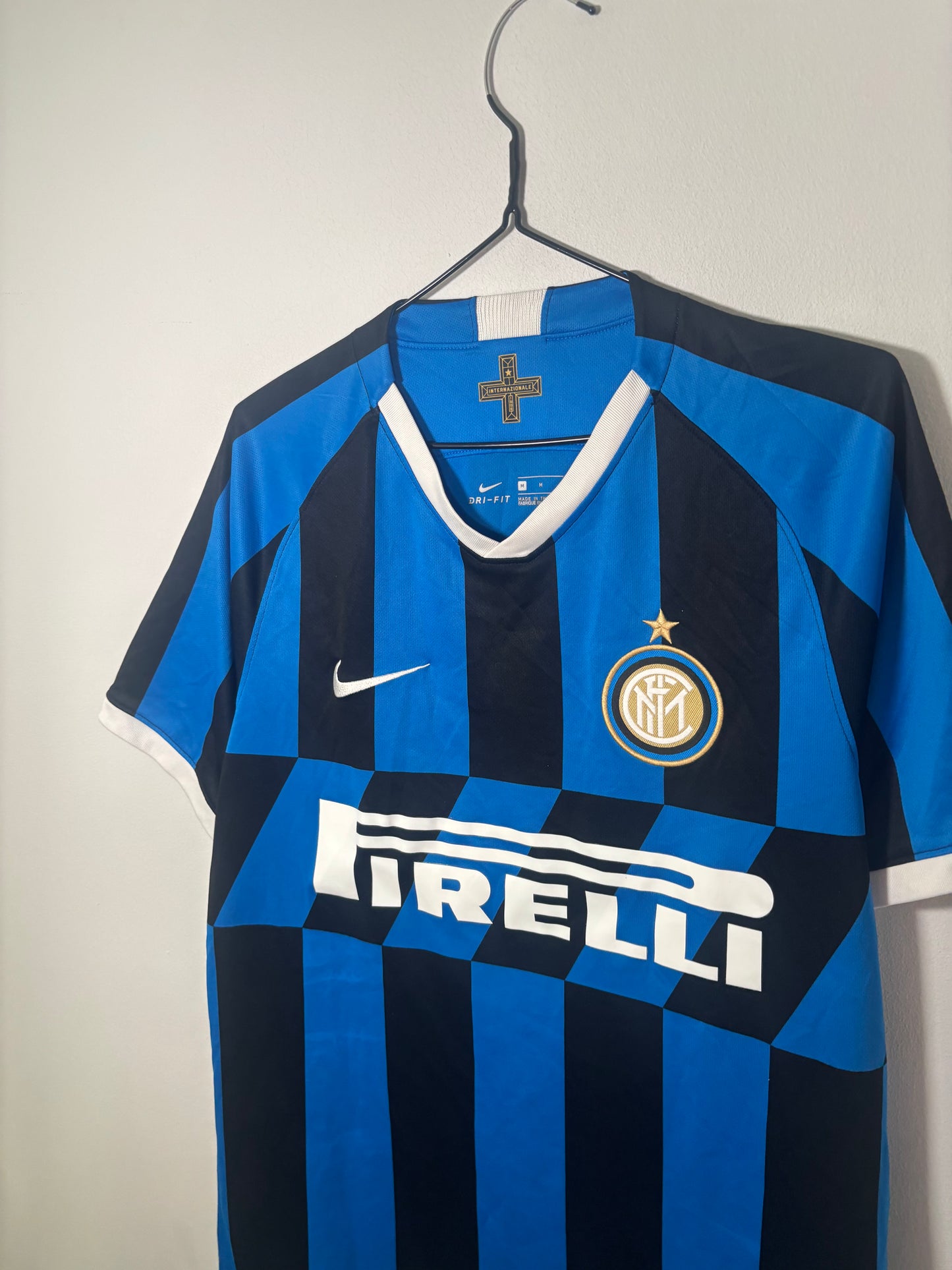 Inter Milan Home Shirt 2020/21 Lautaro Martinez (M)