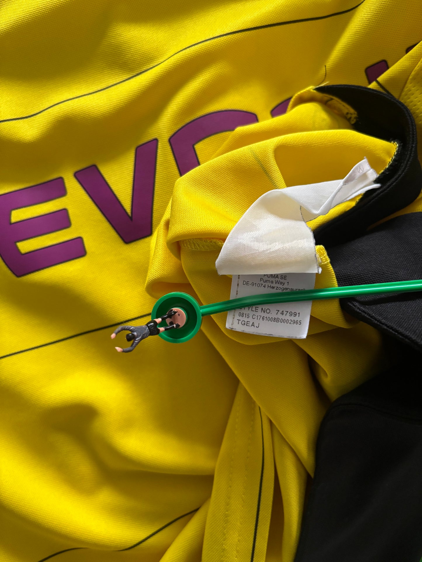 Borussia Dortmund Home Shirt 2015/16 (M)
