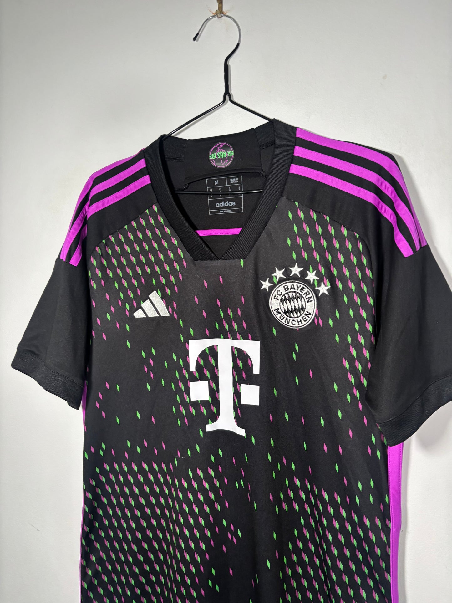 Bayern Munich Away Shirt 2023/24 (M)