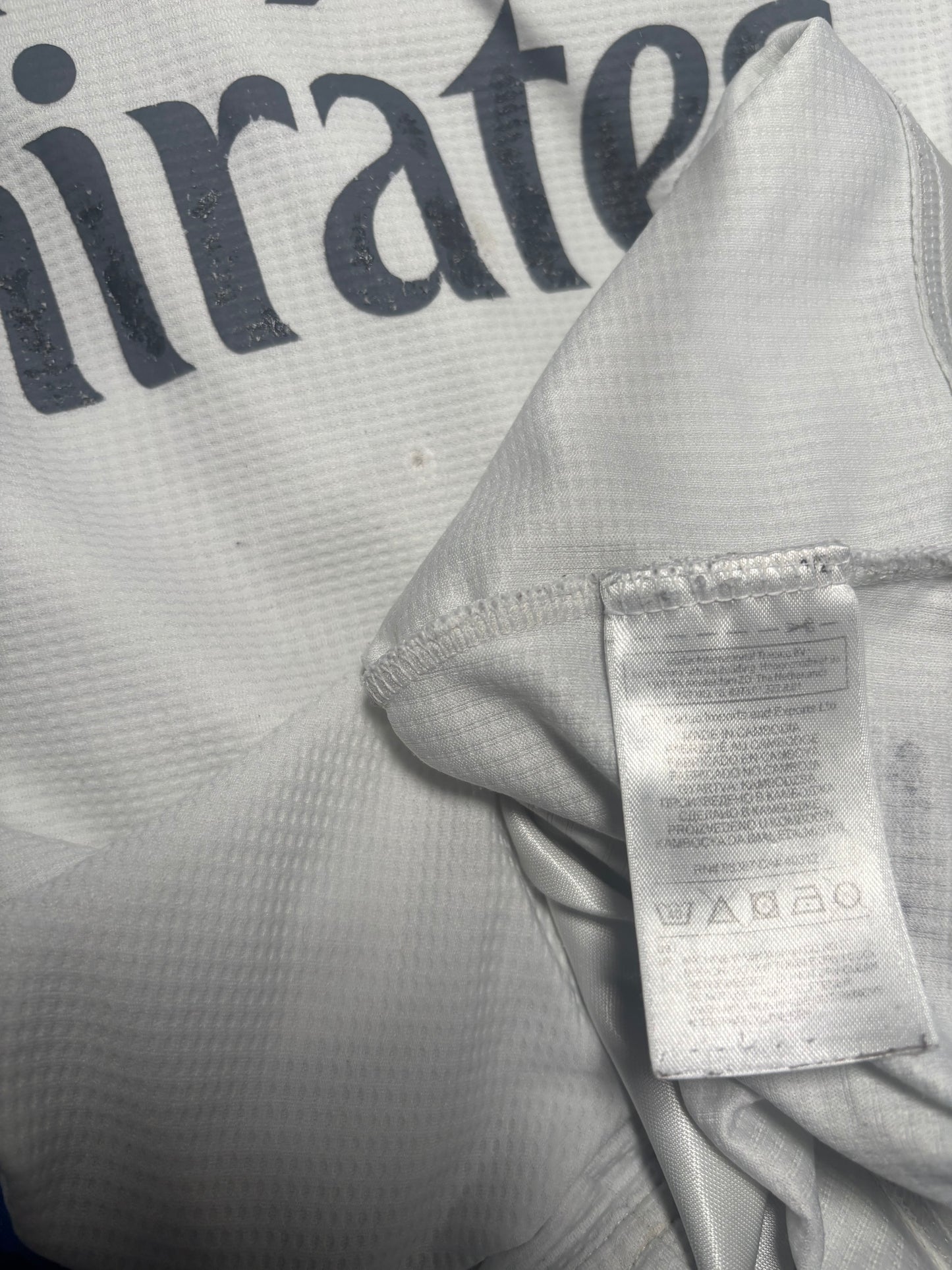 Real Madrid Home Shirt 2015/16 (L)